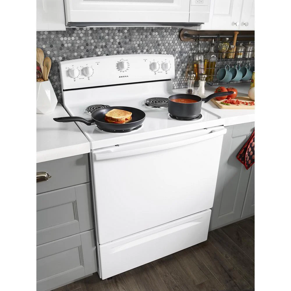 Amana ACR2303MFW 30-inch Amana® Electric Range with Warm Hold - Image 11