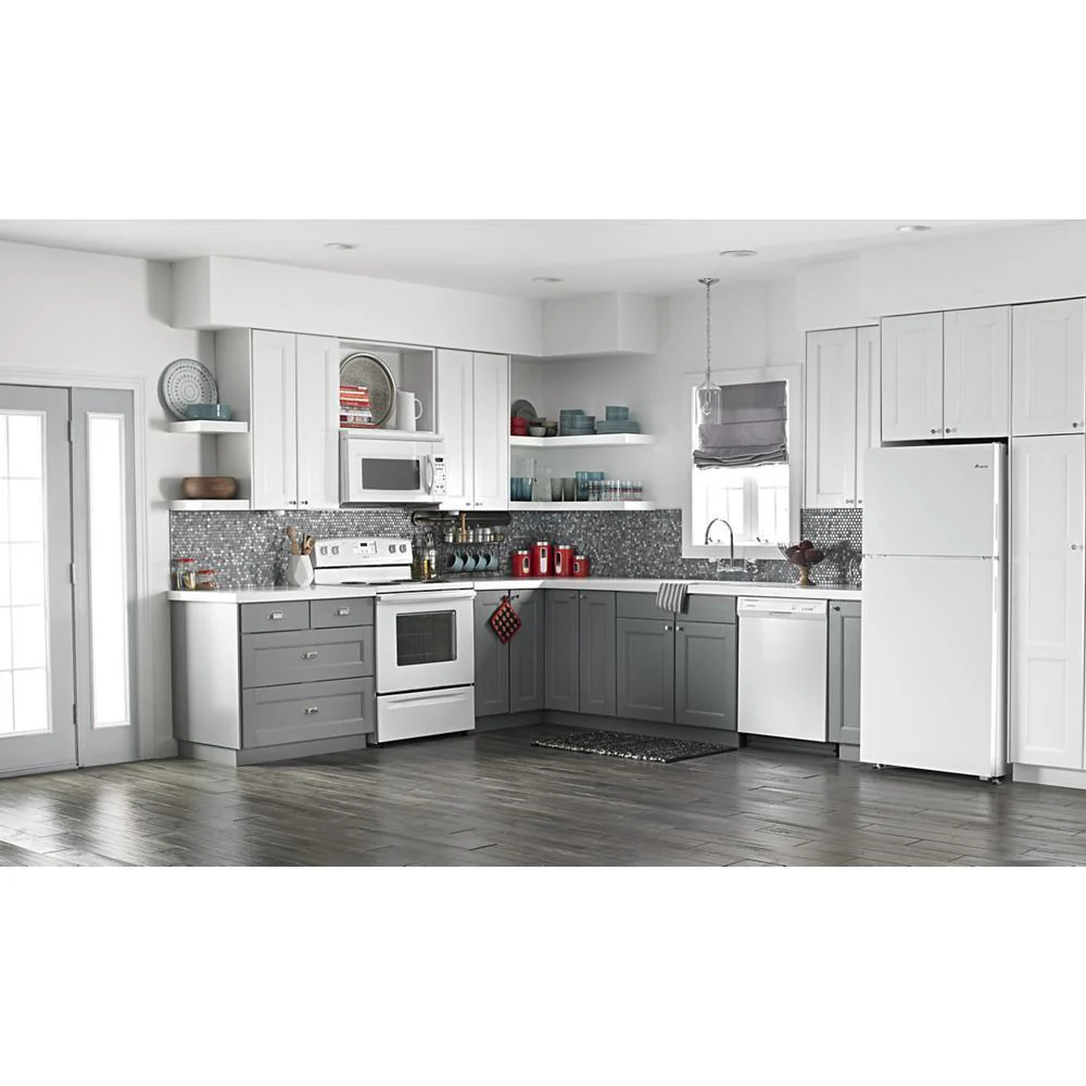 Amana ART318FFDW 30-inch Amana® Top-Freezer Refrigerator with Glass Shelves - Image 14