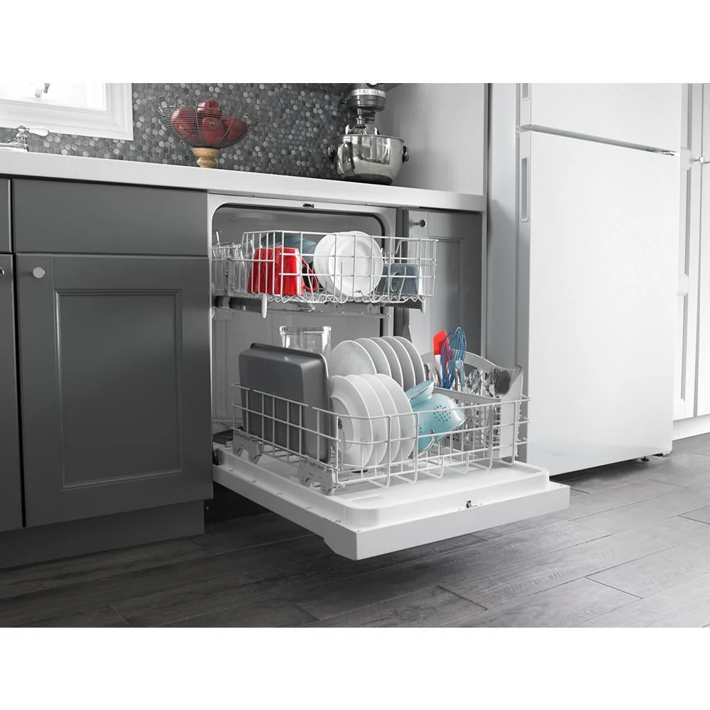 Amana ART318FFDW 30-inch Amana® Top-Freezer Refrigerator with Glass Shelves - Image 9