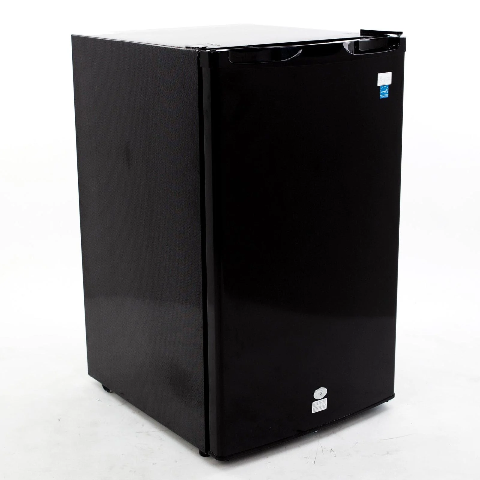 AR4446B Avanti 4.4 cu. ft. Compact Refrigerator - Black - Image 4