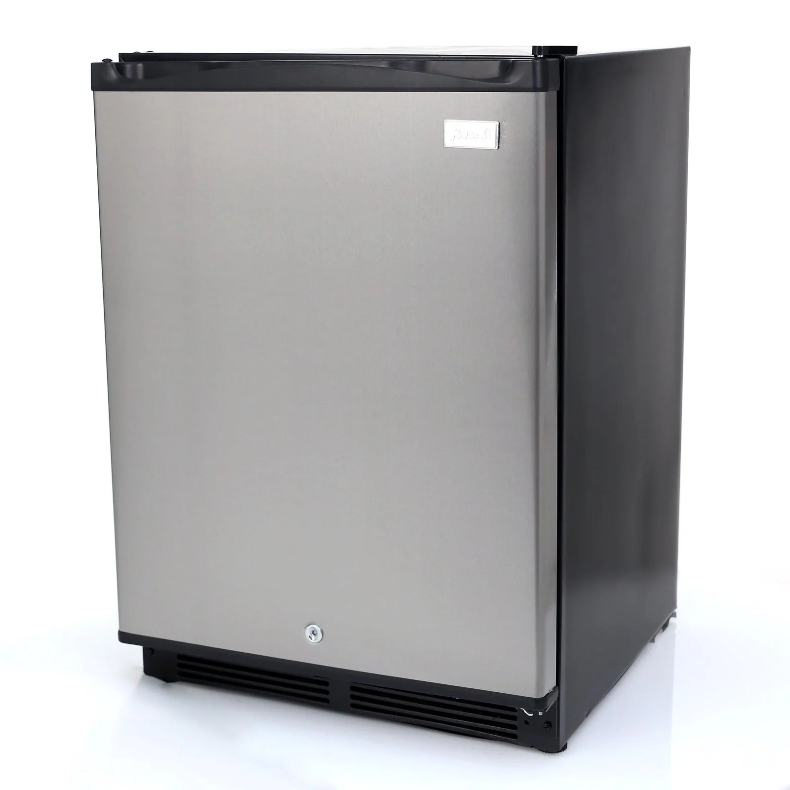 AR52T3SB Avanti 5.2 cu. ft. Compact Refrigerator - Image 3