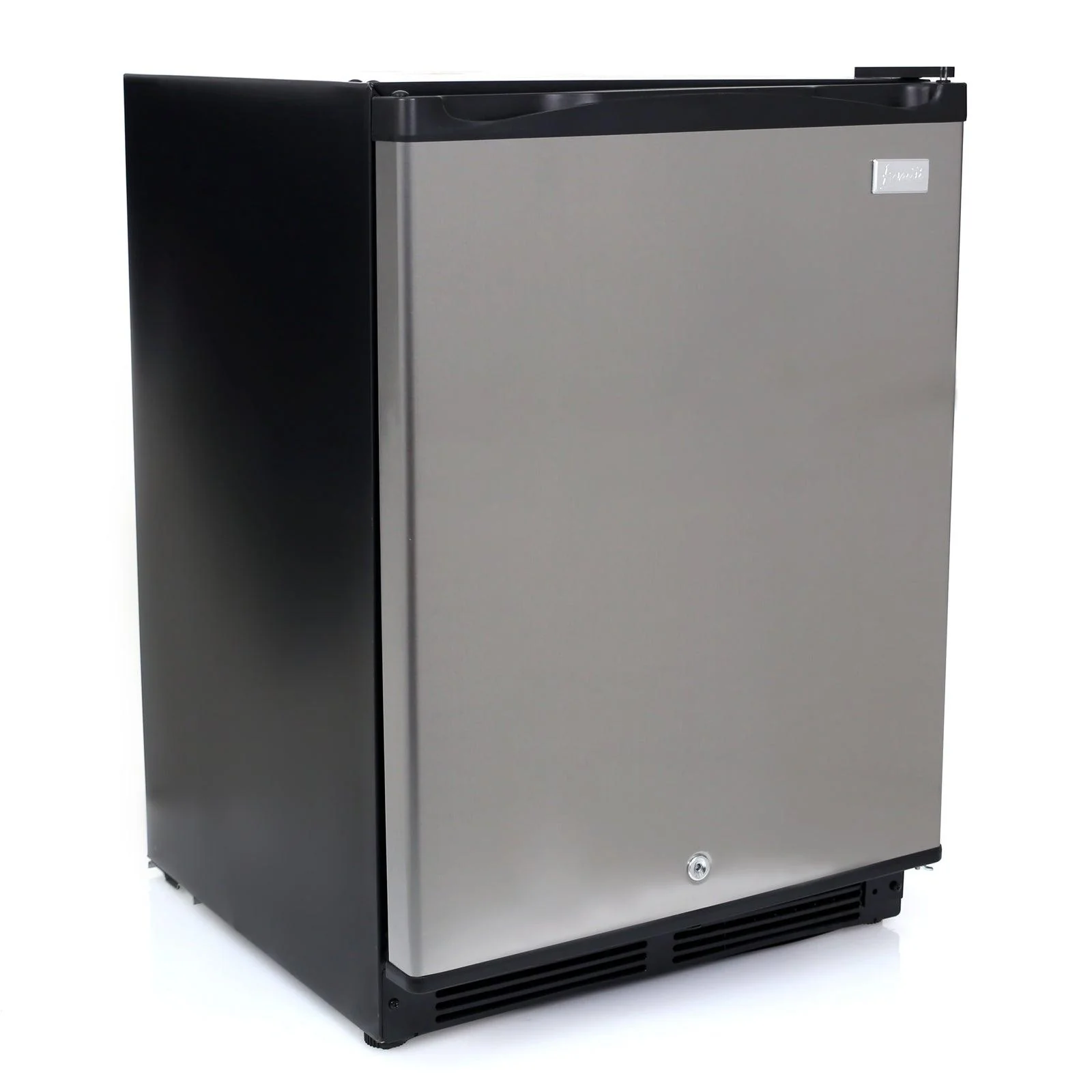 AR52T3SB Avanti 5.2 cu. ft. Compact Refrigerator - Image 4