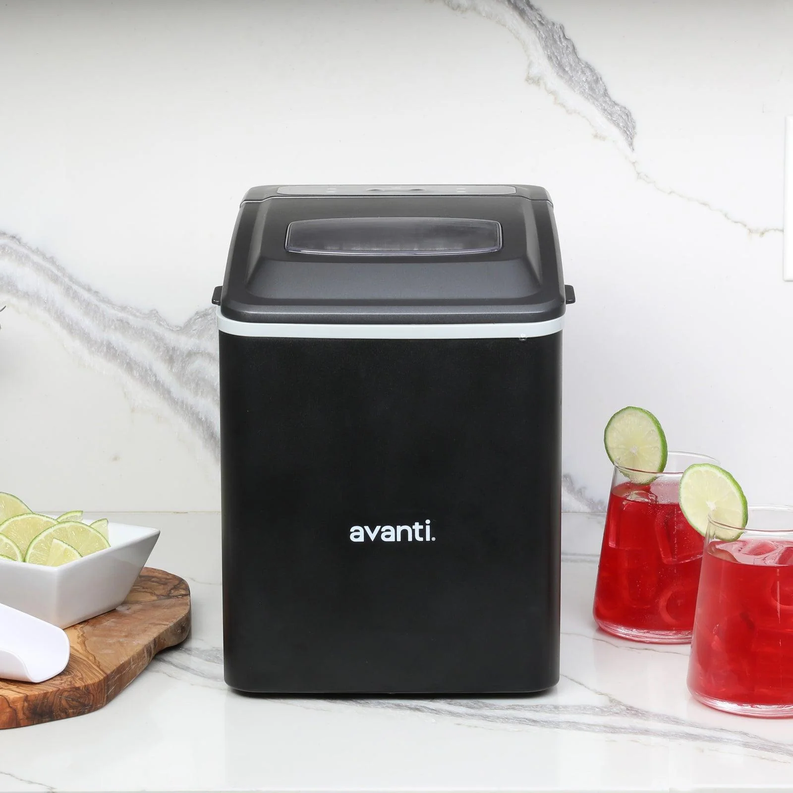 AVIM2625BK Avanti Mighty Ice Countertop Bullet Ice Maker - Image 3