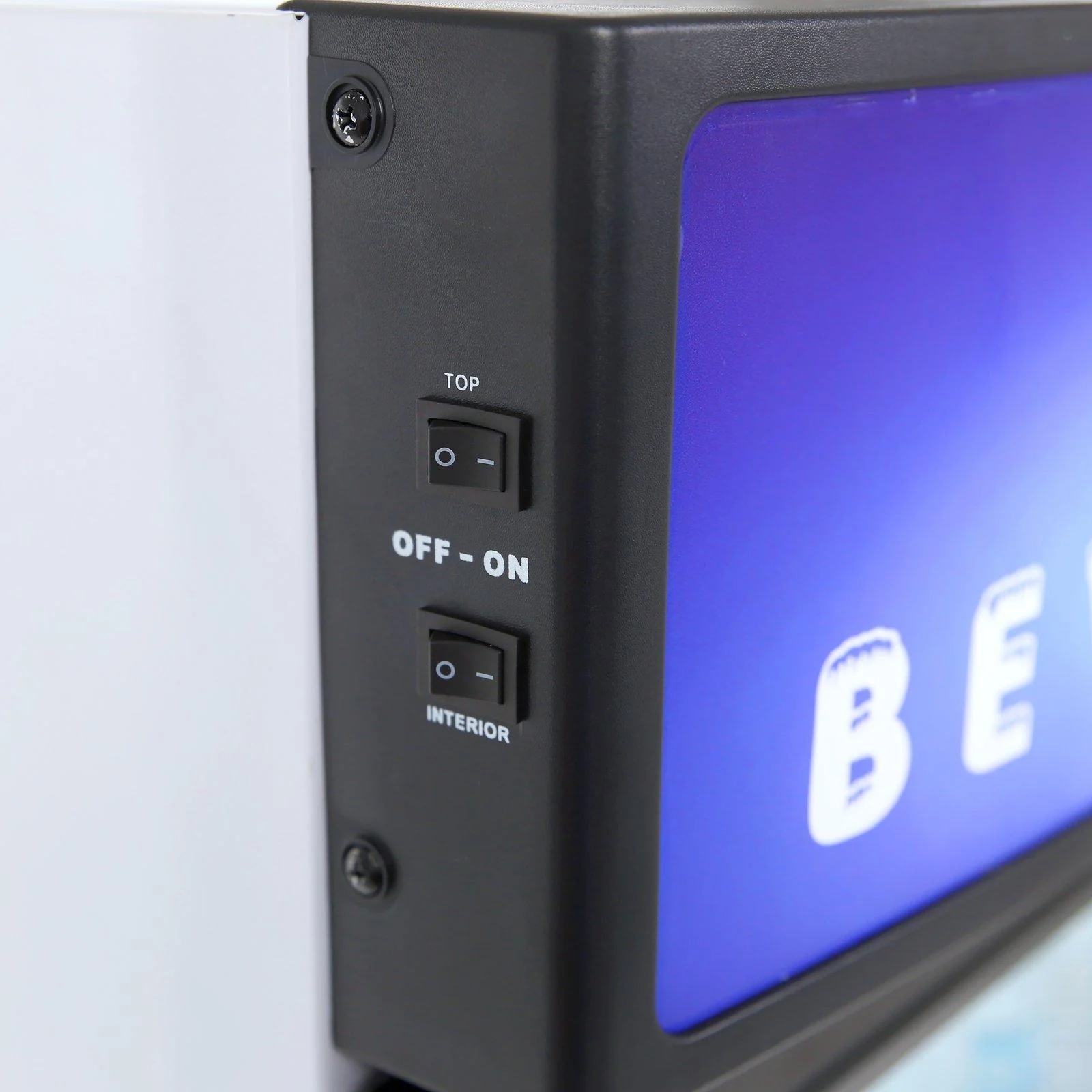 BCC6Q1BG Avanti 6.0 cu. ft. Commercial Beverage Center - Image 10