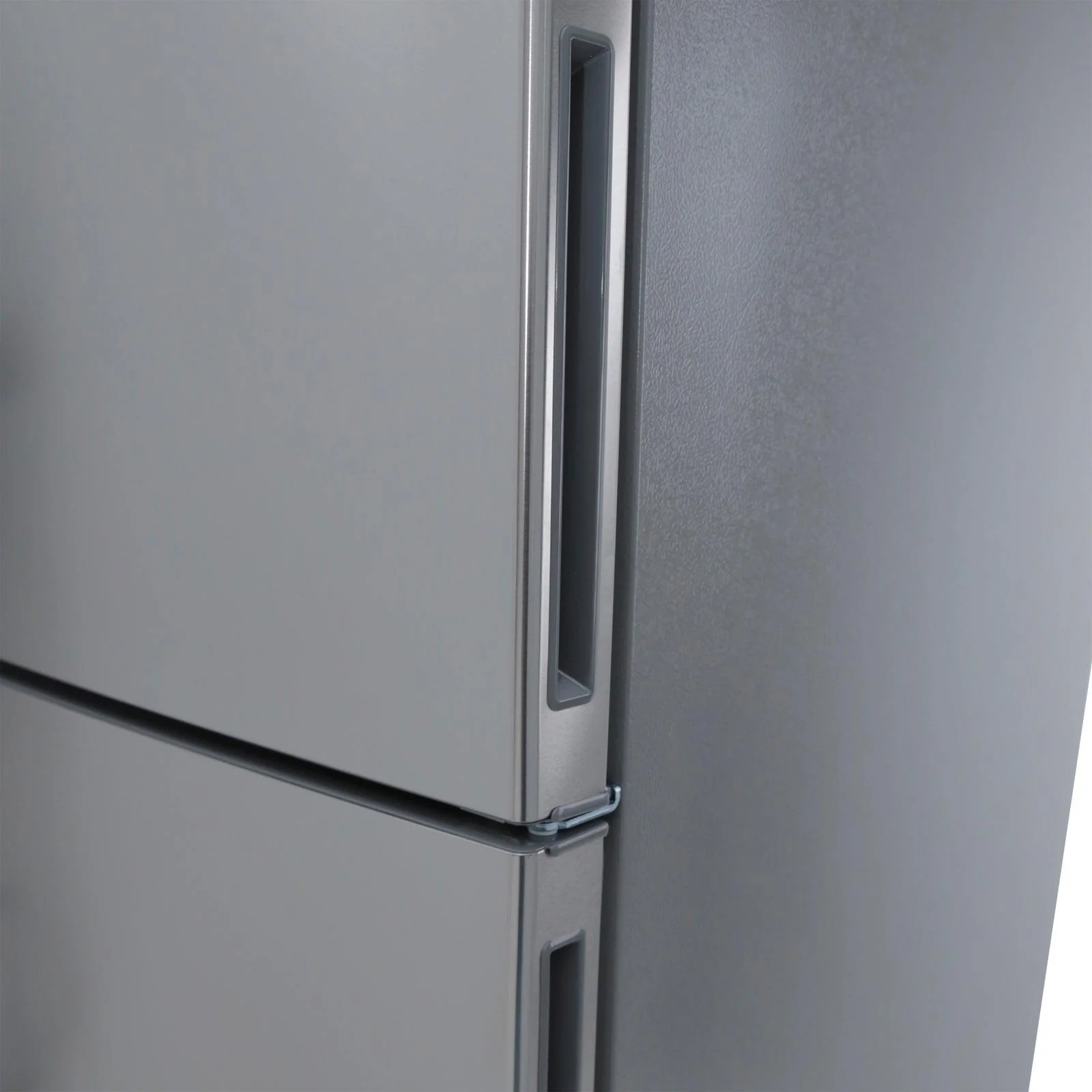 FF18D0W4 Avanti Frost-Free Apartment Size Refrigerator, 18.0 cu. ft. - White / 18 cu. ft. - Image 20