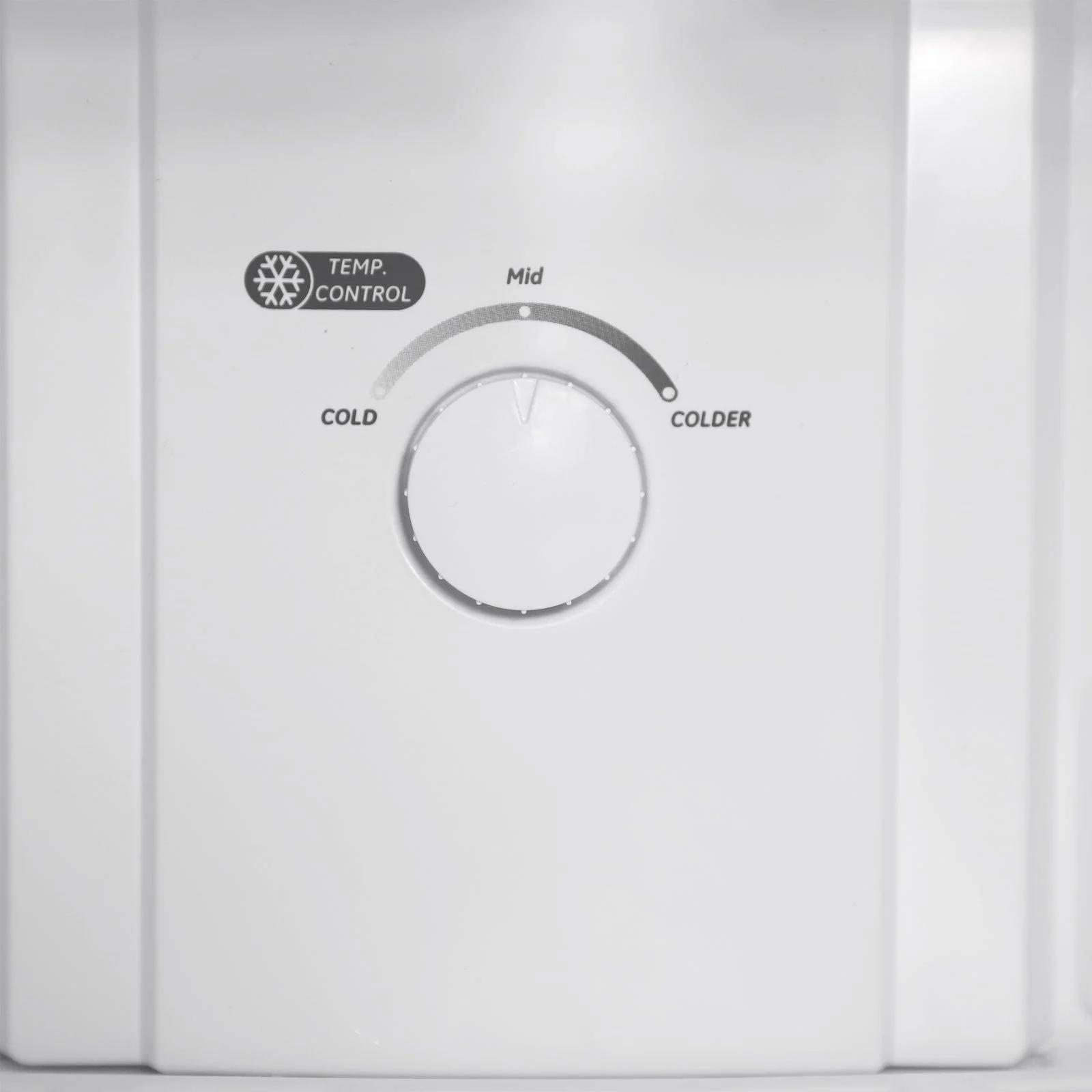 FF18D0W4 Avanti Frost-Free Apartment Size Refrigerator, 18.0 cu. ft. - White / 18 cu. ft. - Image 7