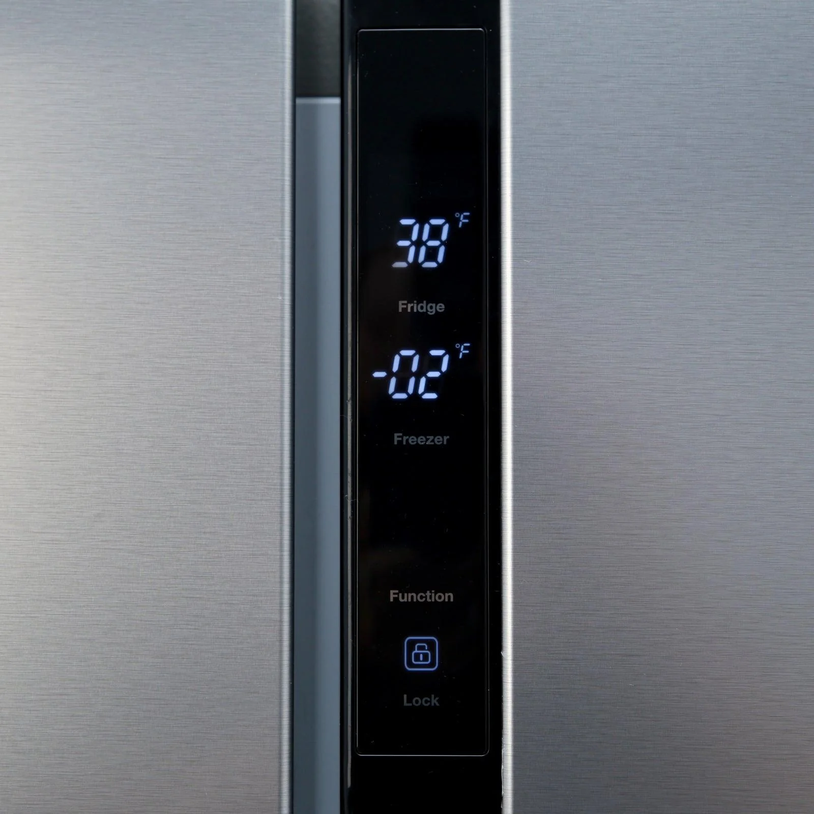 FFS157L3S Avanti 15.6 cu. ft. Side-by-Side Apartment Size Refrigerator - Image 8