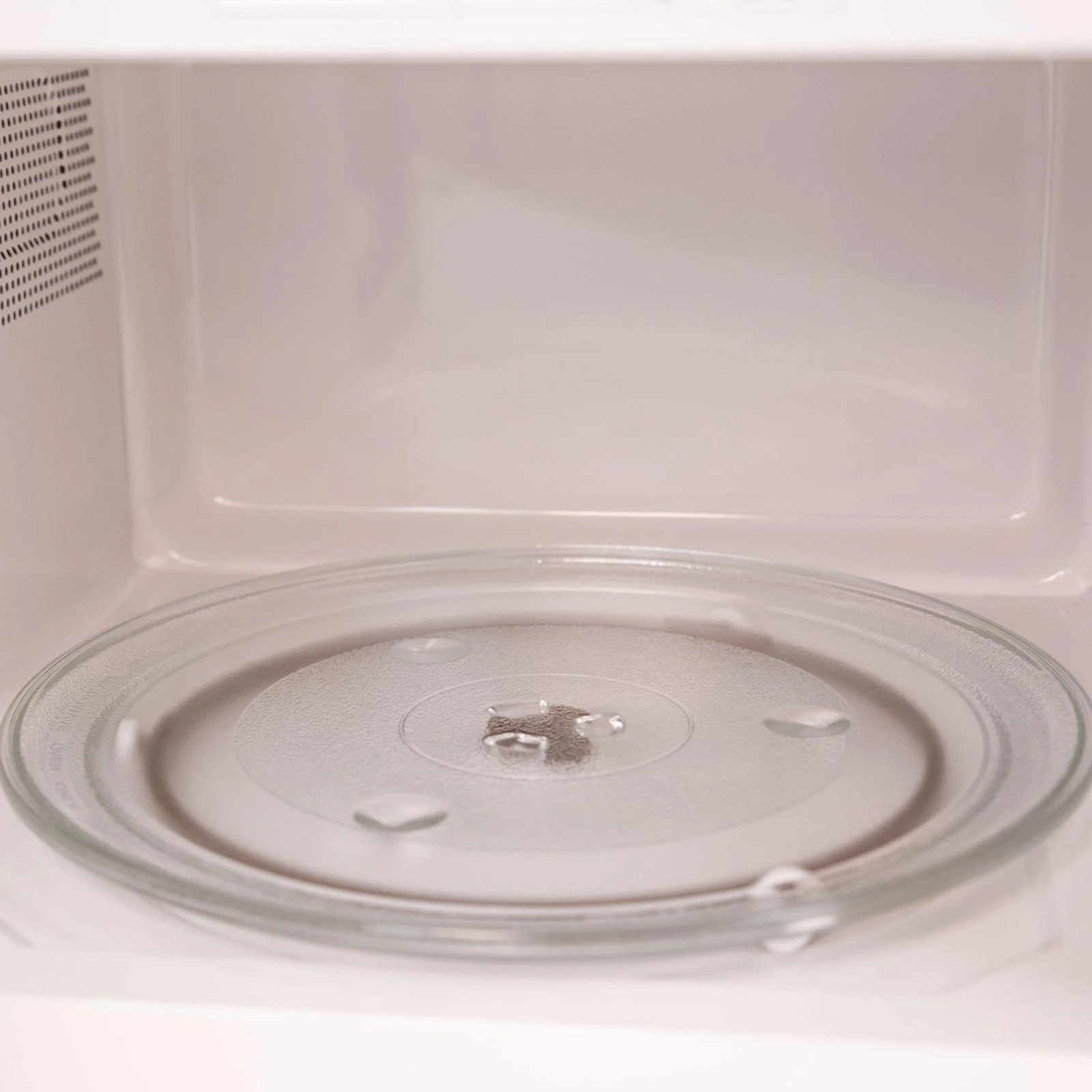 Avanti MO1108SST 1.1 cu. ft. Microwave Oven - Image 6