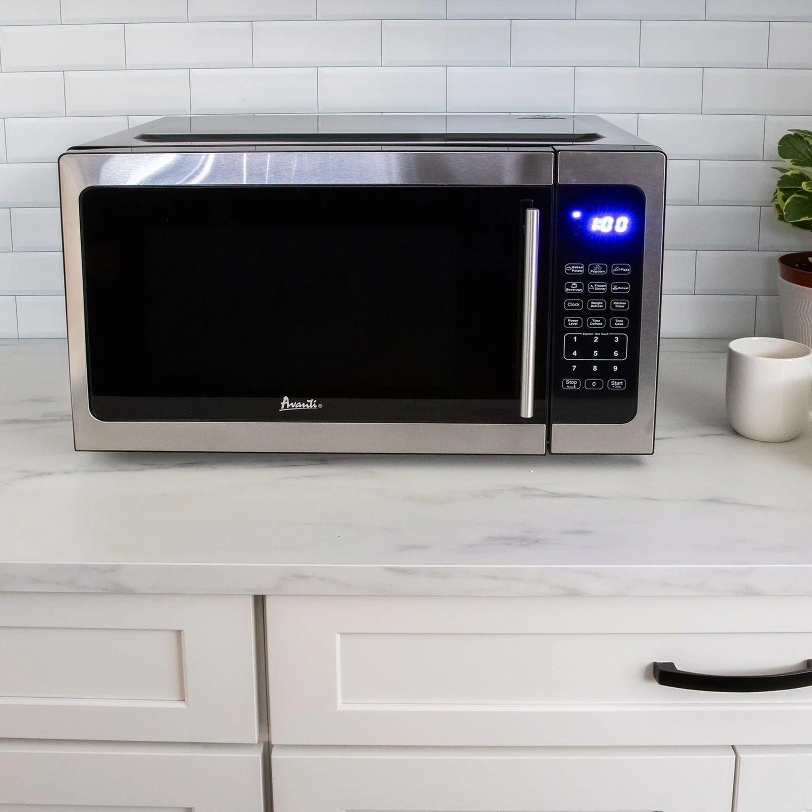 MT150V0W Avanti 1.5 cu. ft. Microwave Oven - White - Image 3