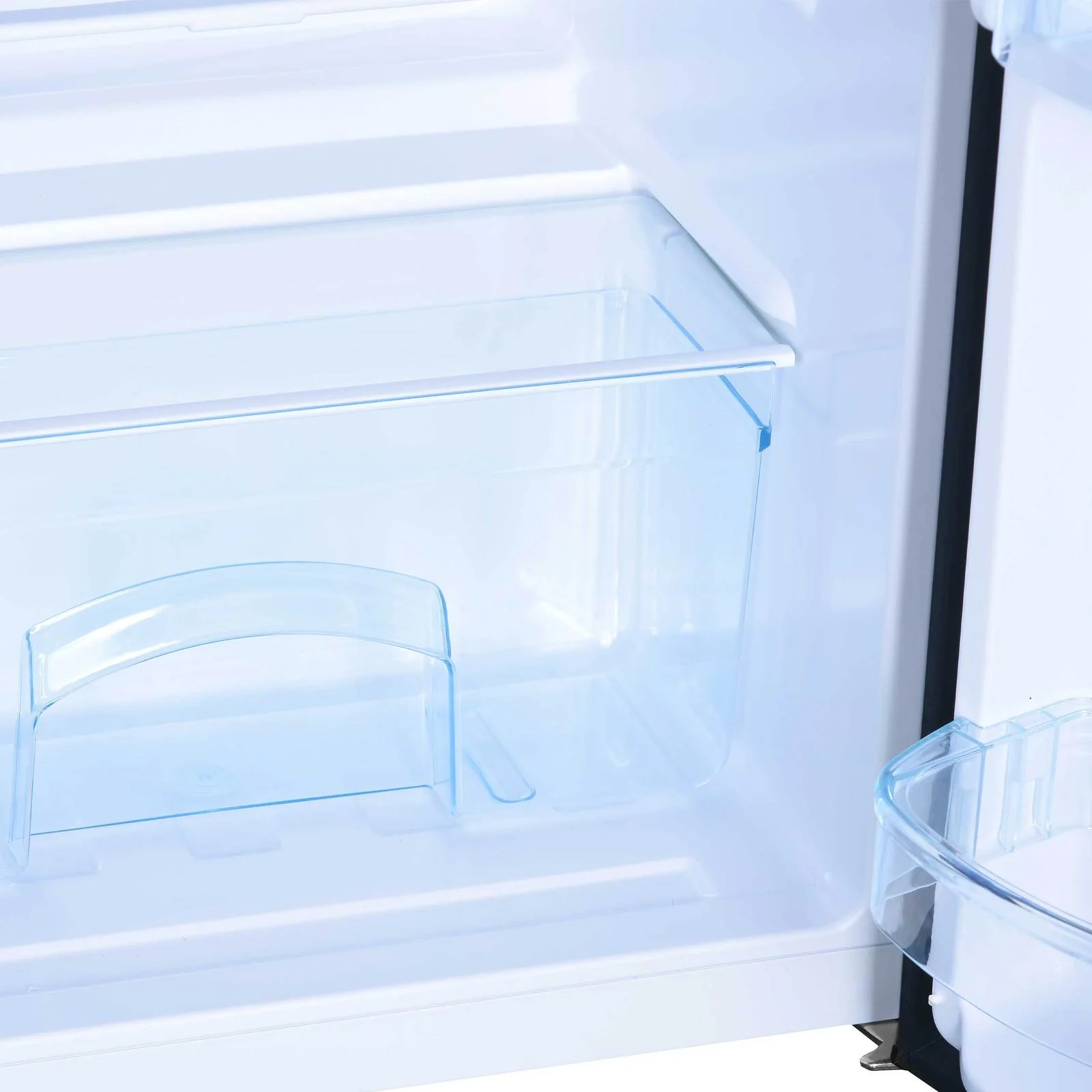 RA31B0W Avanti 3.1 cu. ft. Compact Refrigerator - White - Image 9