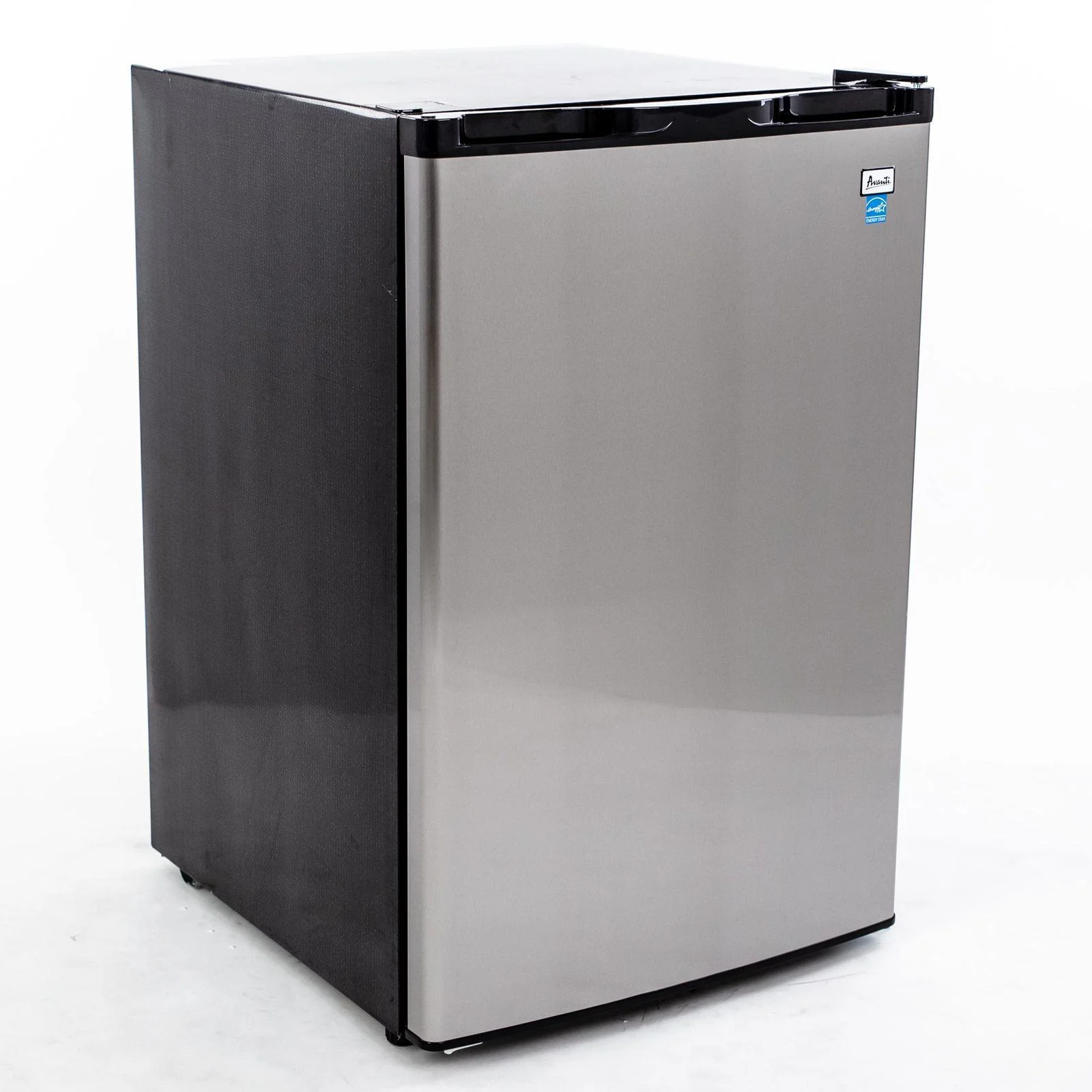 RMX45B3S Avanti 4.5 cu. ft. Compact Refrigerator with True Freezer - Image 3