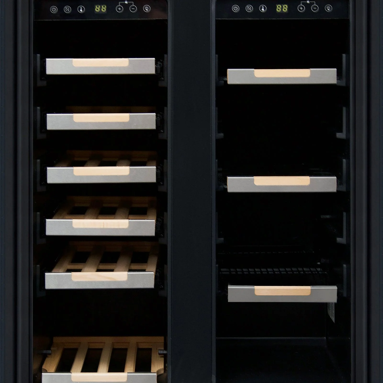 WBE1956Z3S Avanti ELITE Side by Side Wine and Beverage Cooler - Stainless Steel / 19 Bottles / 56 12 oz. Cans - Image 7