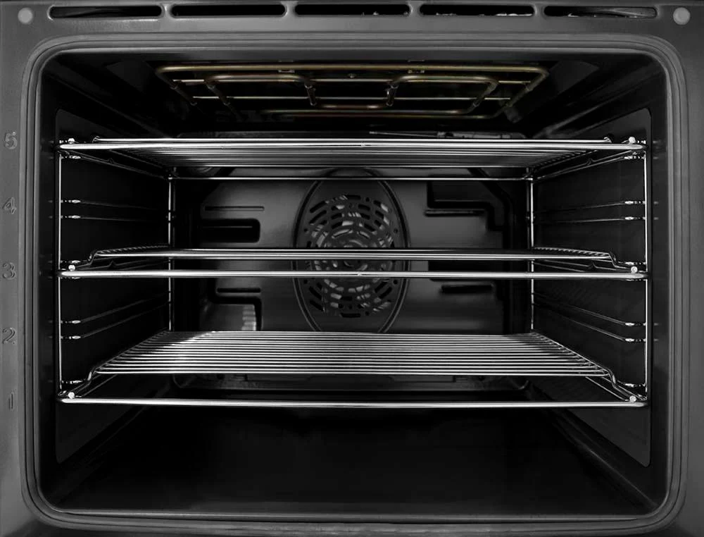 Blomberg Appliances BERU24102SS 24in Electric, convection w/fan and circular element, smooth top 4 zone, stainless - Image 2