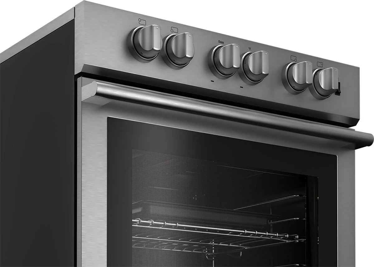 Blomberg Appliances BERU30422SS 30in electric stainless range with 5.7 cu ft self clean oven, 4 burner - Image 4