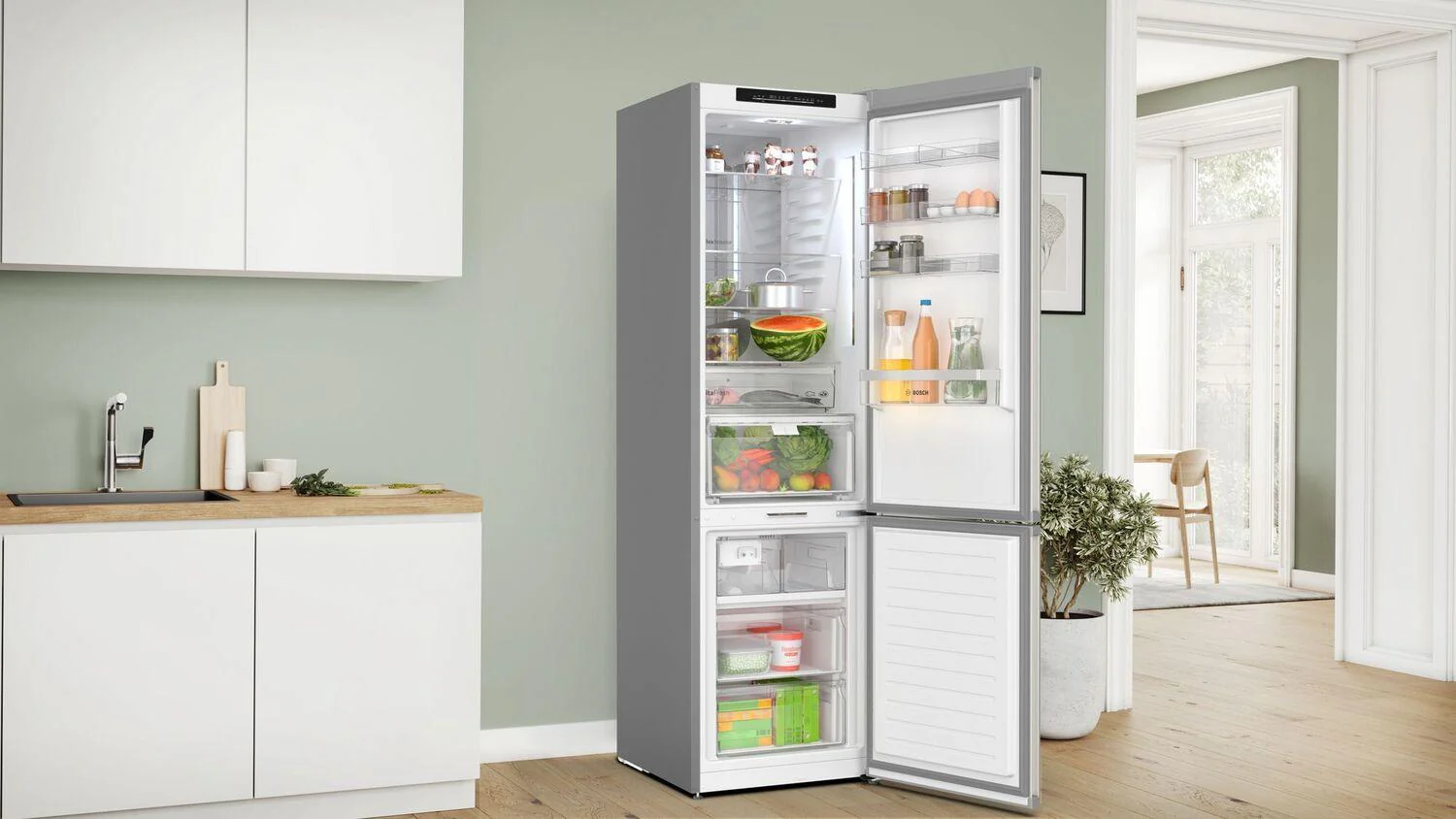 Bosch B24CB80ESS 800 Series, free-standing fridge-freezer with freezer at bottom, 24'', Brushed steel (with anti-fingerprint), Total No Frost - Image 3