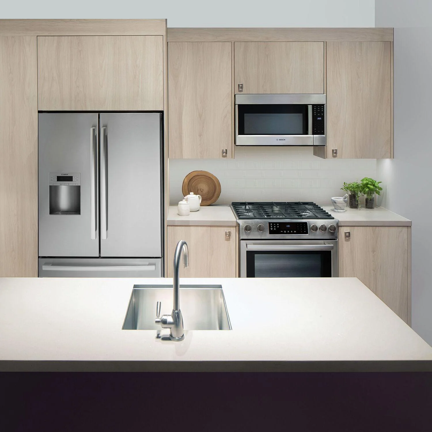 Bosch HMV8054U 800 Series, Over-The-Range Microwave, 30'', Door Hinge: left, Stainless steel - Image 5