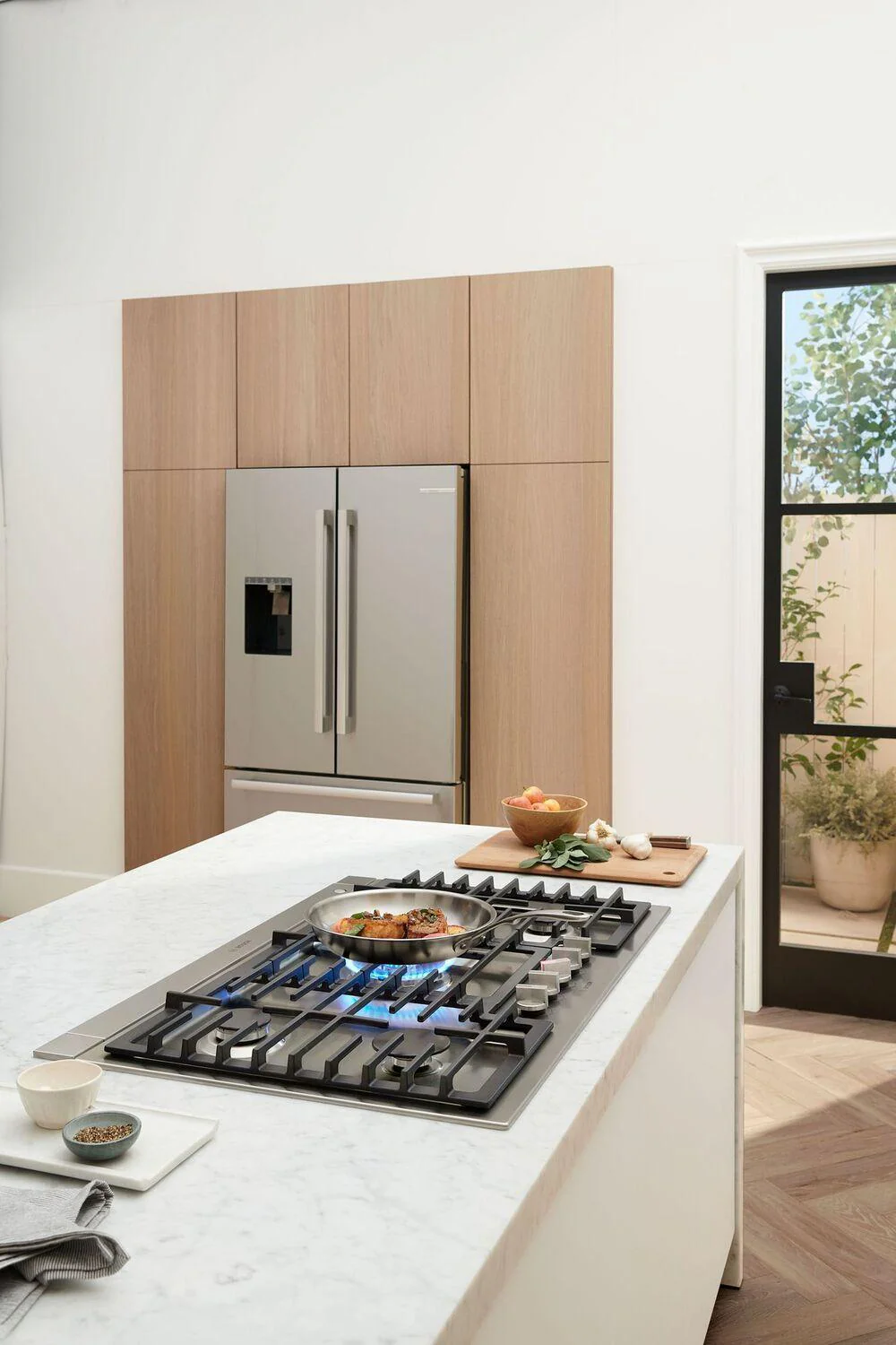 Bosch 800 Series Gas Cooktop 36" Stainless steel NGM8658UC - Image 36
