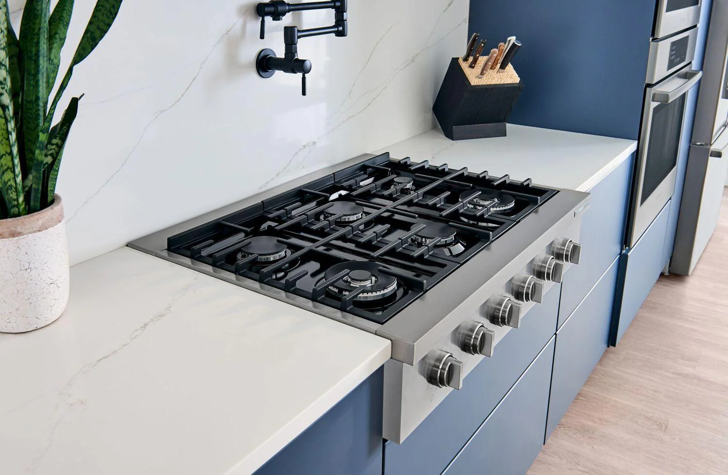 Bosch RGM8658UC 800 Series, Professional Rangetop, 36 ", Stainless steel - Image 17