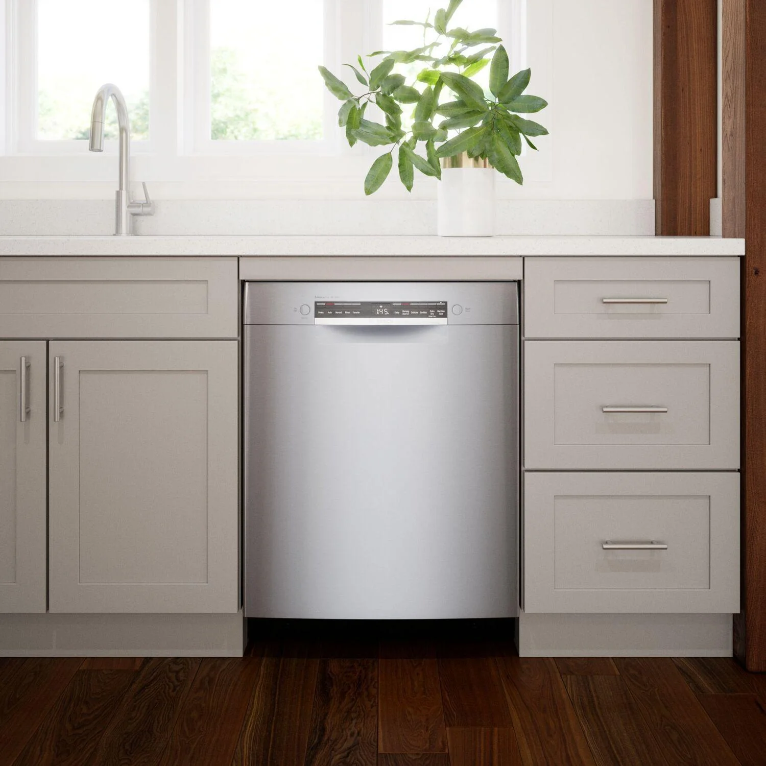 300 Series Dishwasher 24" stainless steel - Image 3