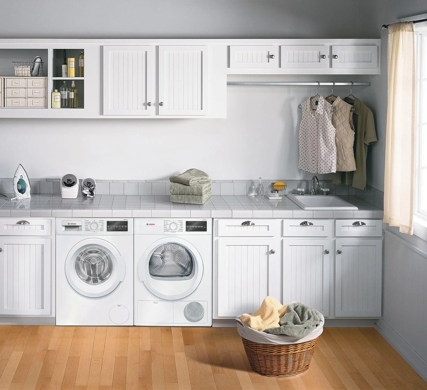Bosch WGA12400UC 300 Series Compact Washer , White - Image 11