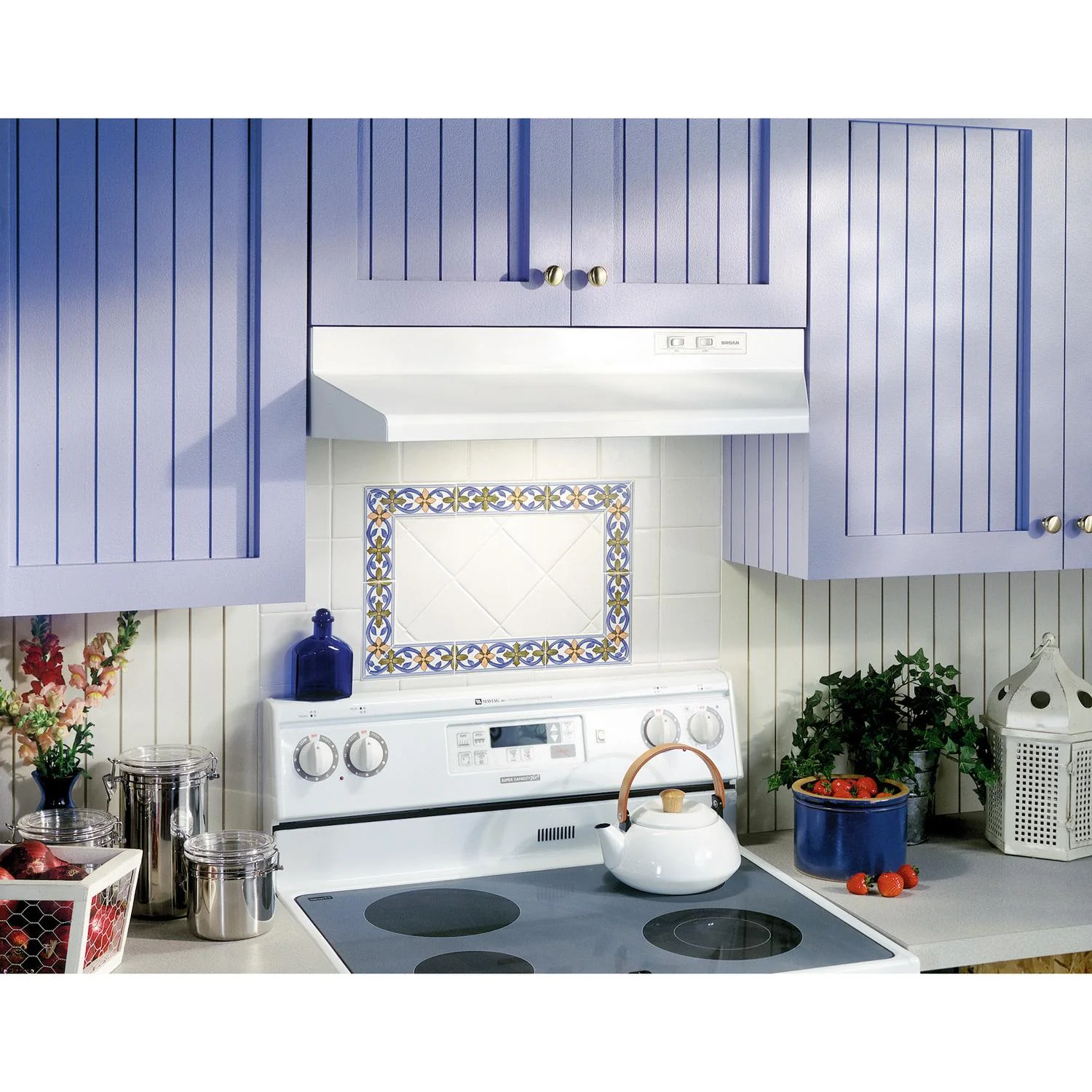 422401 Broan® 24-Inch Under-Cabinet Range Hood, White - Image 4