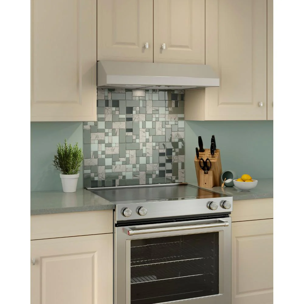 BCSEK130SS Broan 30-Inch 300 Max Blower CFM 1.5 Sones Stainless Steel Range Hood ENERGY STAR® certified - Image 2