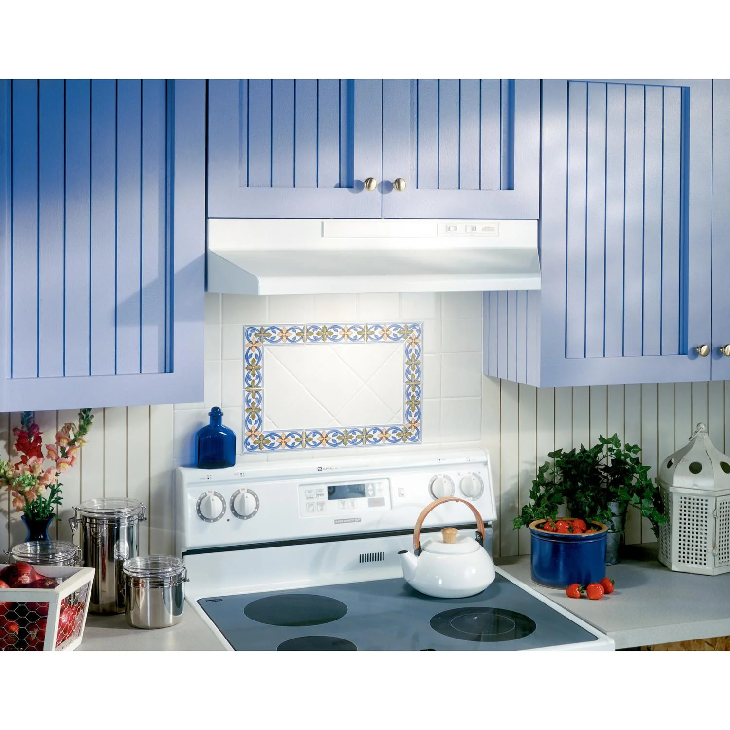 F403011 Broan® 30-Inch Convertible Under-Cabinet Range Hood, 230 Max Blower CFM, White-on-White - Image 2