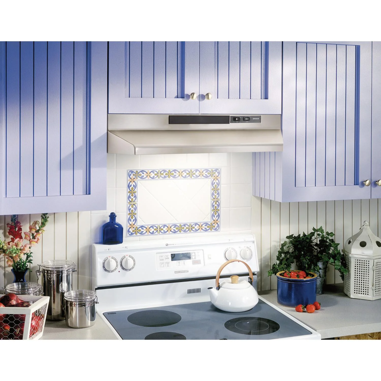 F403604 Broan® 36-Inch Convertible Under-Cabinet Range Hood, 230 Max Blower CFM, Stainless Steel - Image 2