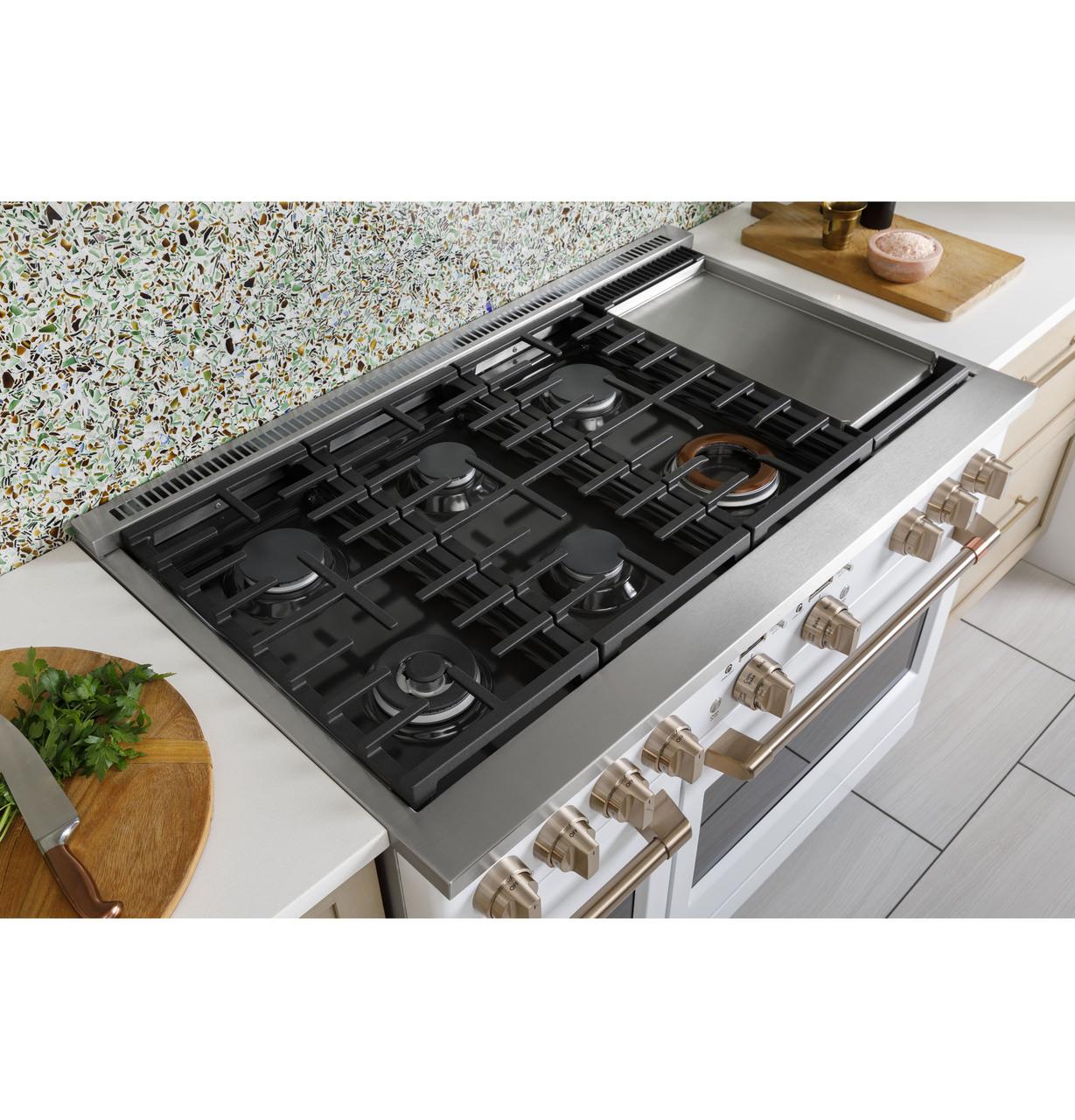 Cafe C2Y486P3TD1 CAF(EBACK)™ 48" Smart Dual-Fuel Commercial-Style Range with 6 Burners and Griddle (Natural Gas) - Image 11