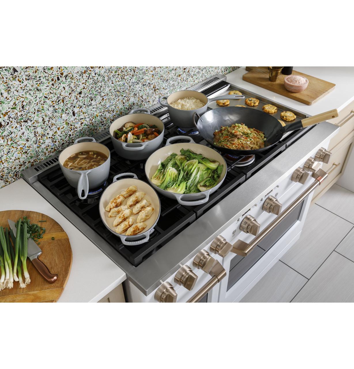 Cafe C2Y486P3TD1 CAF(EBACK)™ 48" Smart Dual-Fuel Commercial-Style Range with 6 Burners and Griddle (Natural Gas) - Image 13