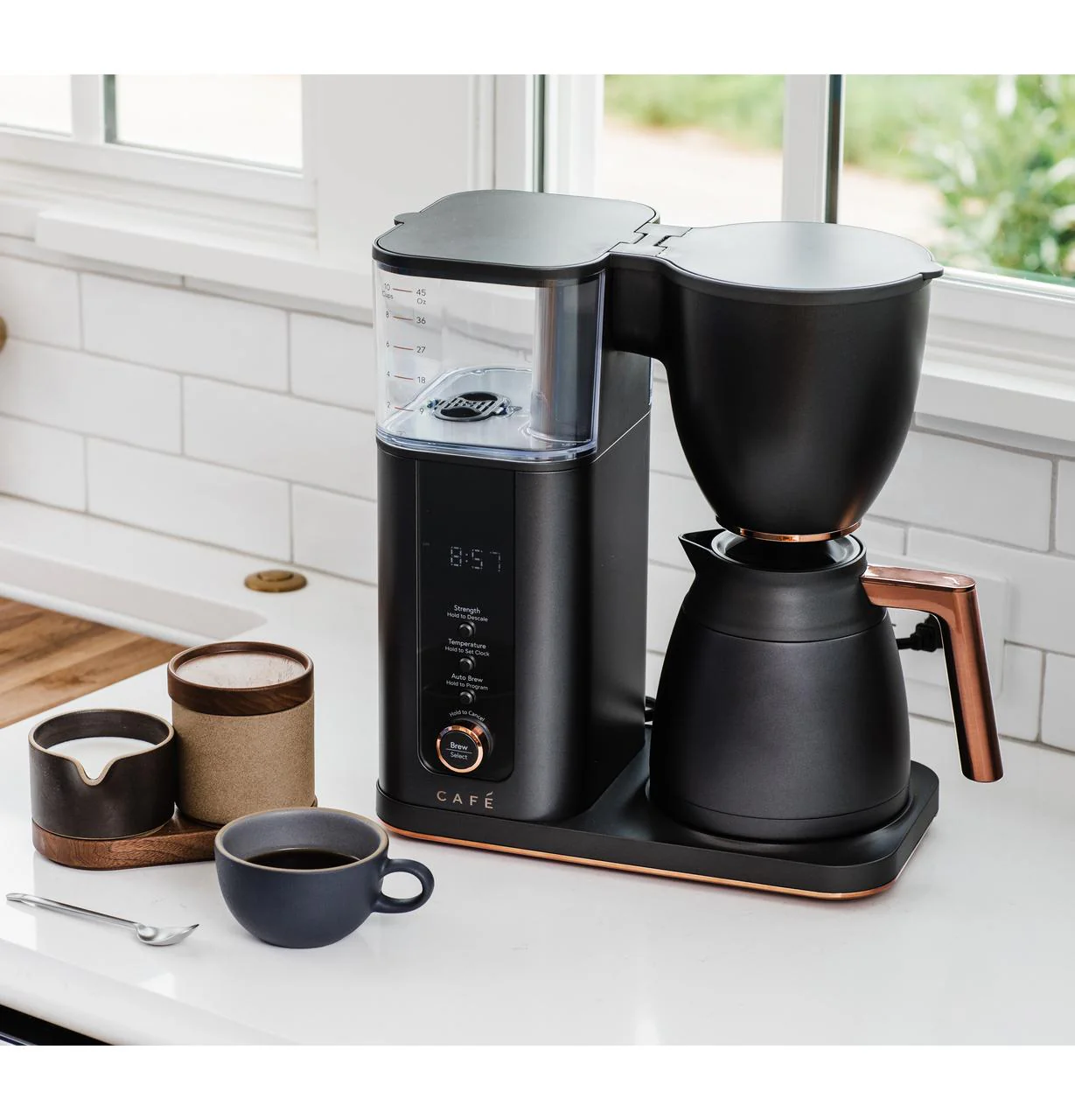 Cafe C7CDAAS3PD3 CAF(EBACK)™ Specialty Drip Coffee Maker - Image 4