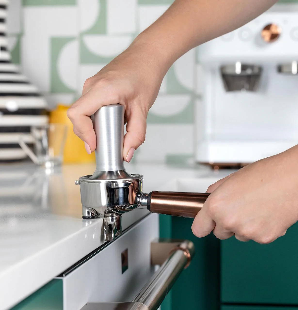 Cafe C7CESAS4RW3 CAF(EBACK)™ BELLISSIMO Semi Automatic Espresso Machine + Frother - Image 11