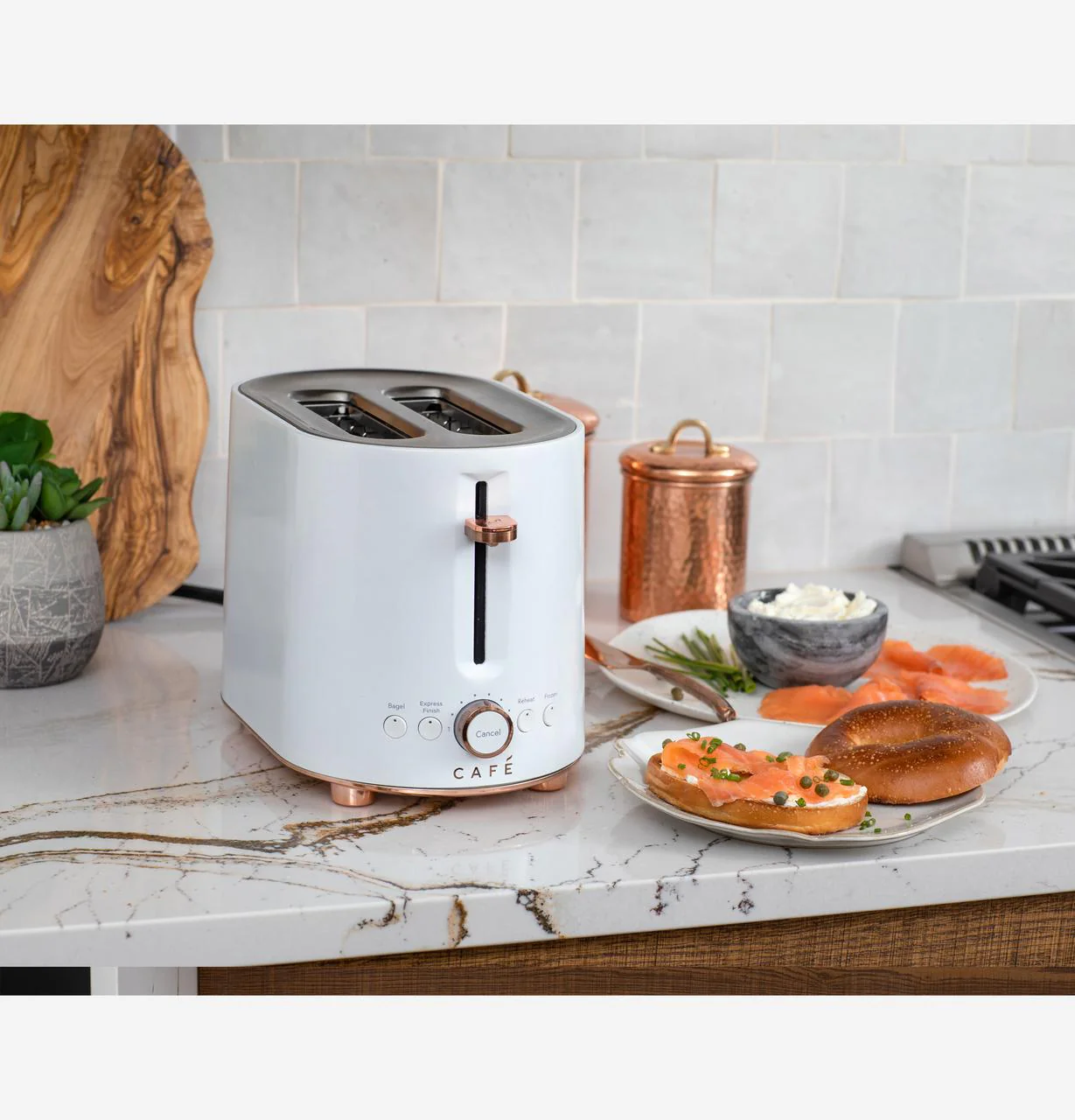 Cafe C9TMA2S4PW3 CAF(EBACK)™ Express Finish Toaster - Image 3