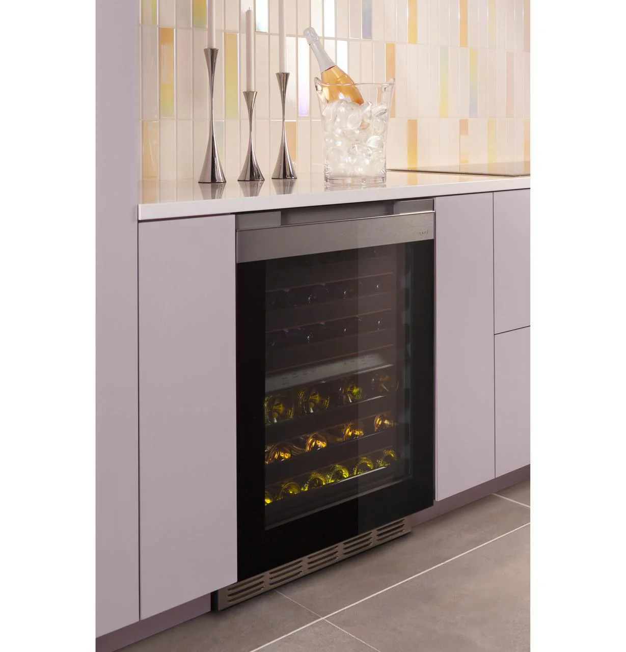 Cafe CCR06DM2PS5 Caf(eback)™ Wine Center in Platinum Glass - Image 22