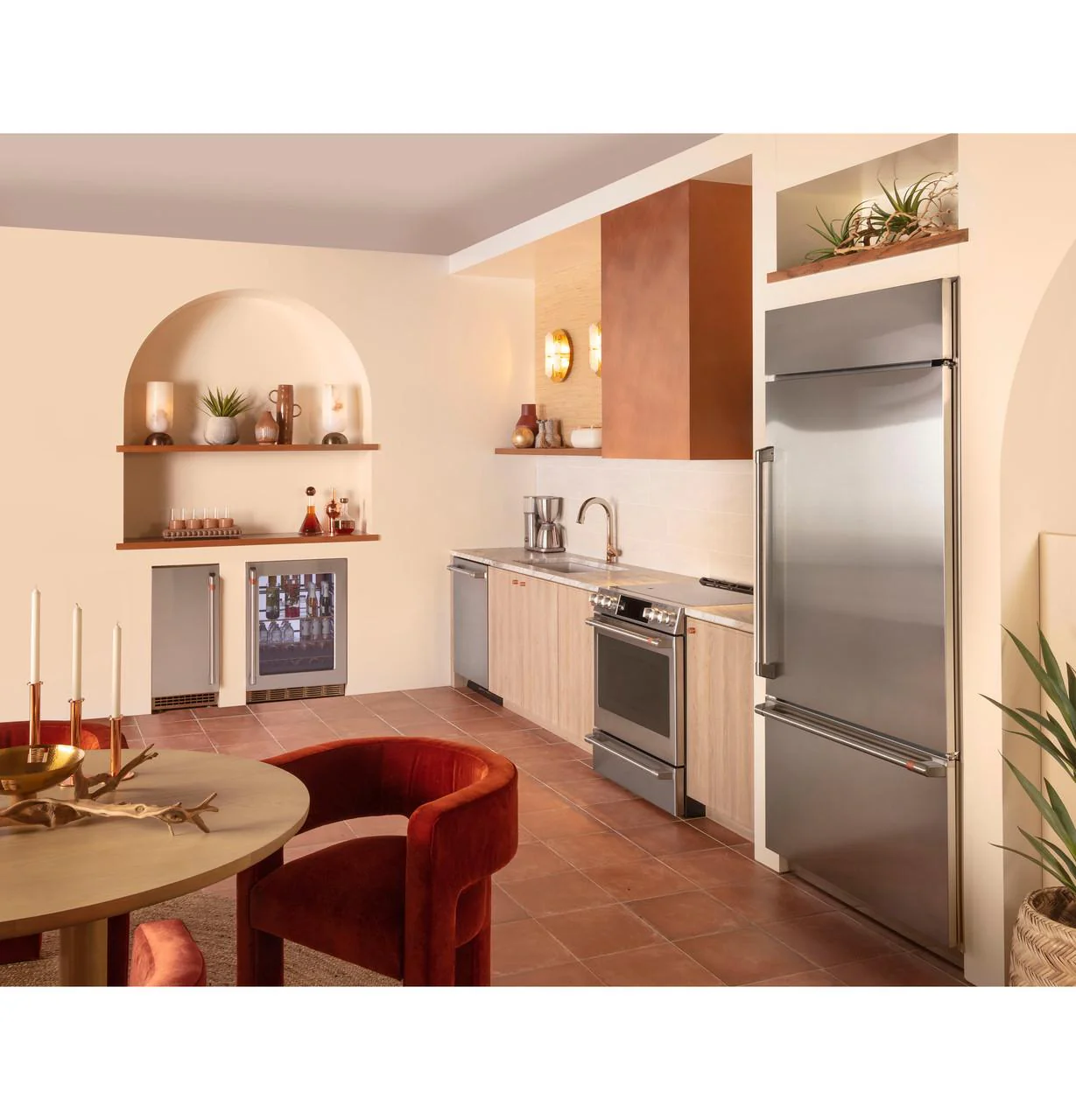 Cafe CDB36RP2PS1 Caf(eback)™ 21.3 Cu. Ft. Built-In Bottom-Freezer Refrigerator - Image 20