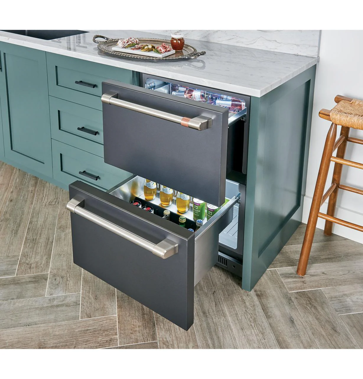 Cafe CDE06RP3ND1 CAF(EBACK)™ 5.7 Cu. Ft. Built-In Dual-Drawer Refrigerator - Image 11
