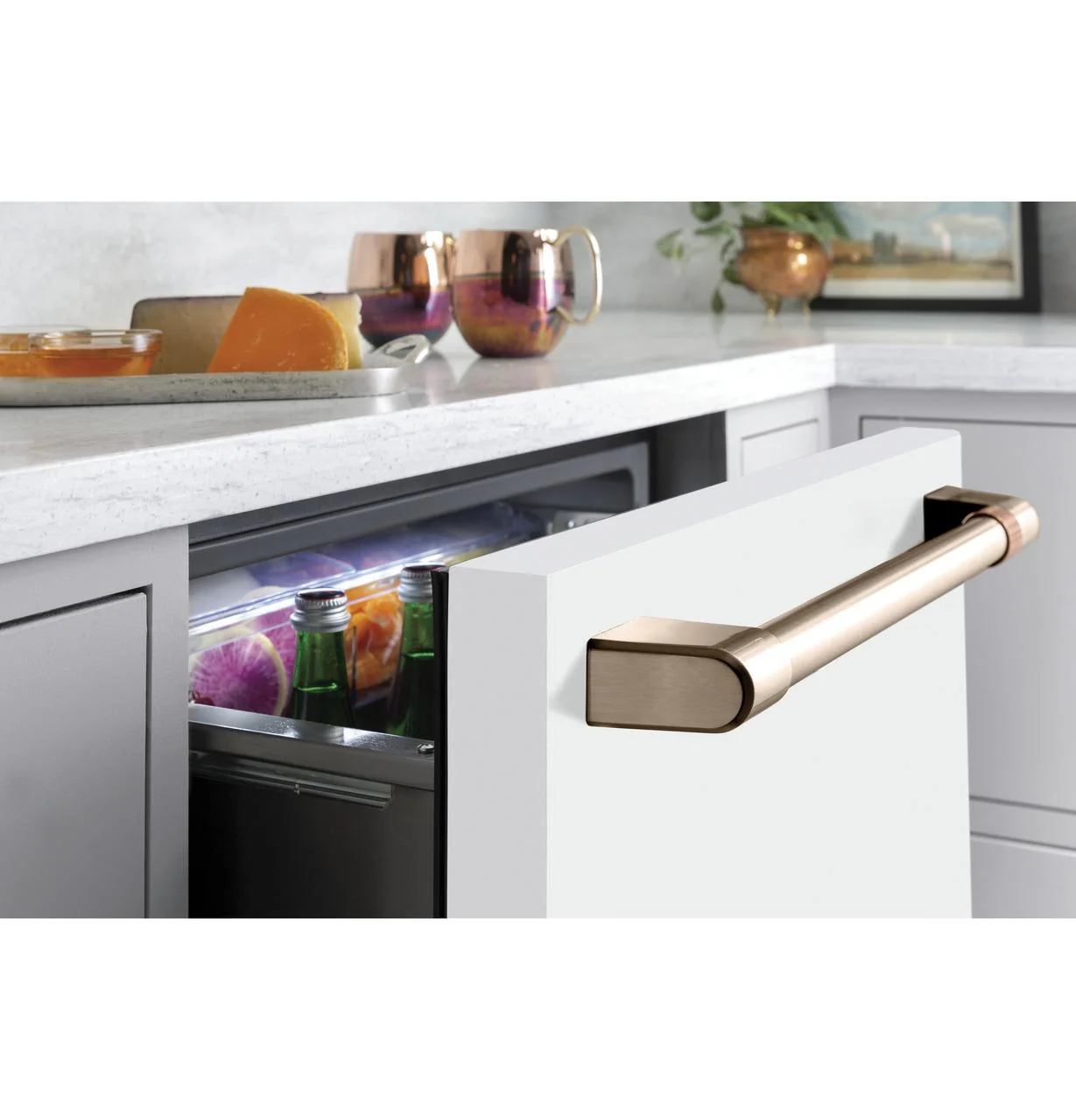 Cafe CDE06RP4NW2 CAF(EBACK)™ 5.7 Cu. Ft. Built-In Dual-Drawer Refrigerator - Image 9