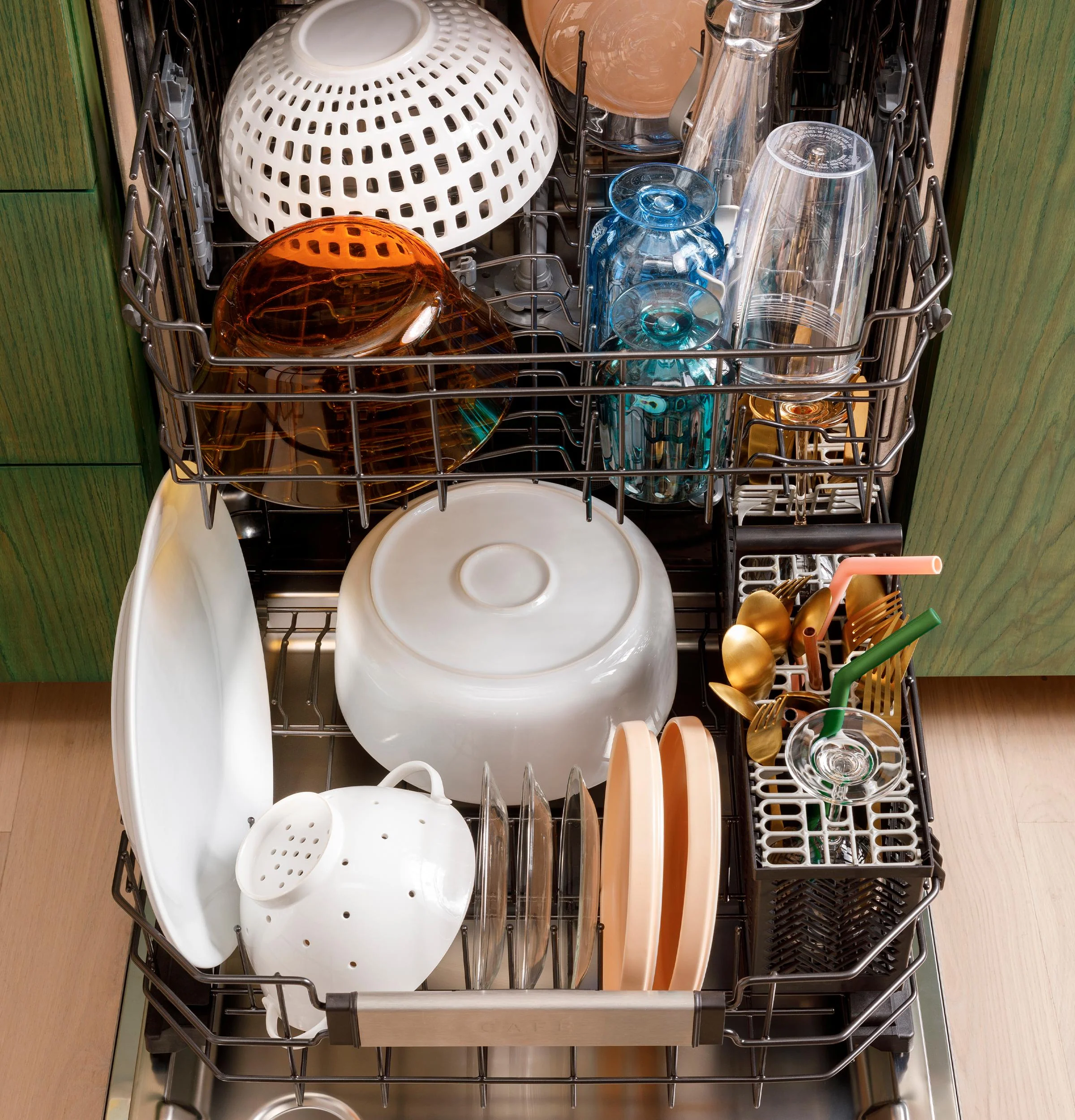 Cafe CDT858P3VD1 CAF(EBACK)™ CustomFit ENERGY STAR Stainless Interior Smart Dishwasher with Ultra Wash Top Rack and Dual Convection Ultra Dry, 44 dBA - Image 24