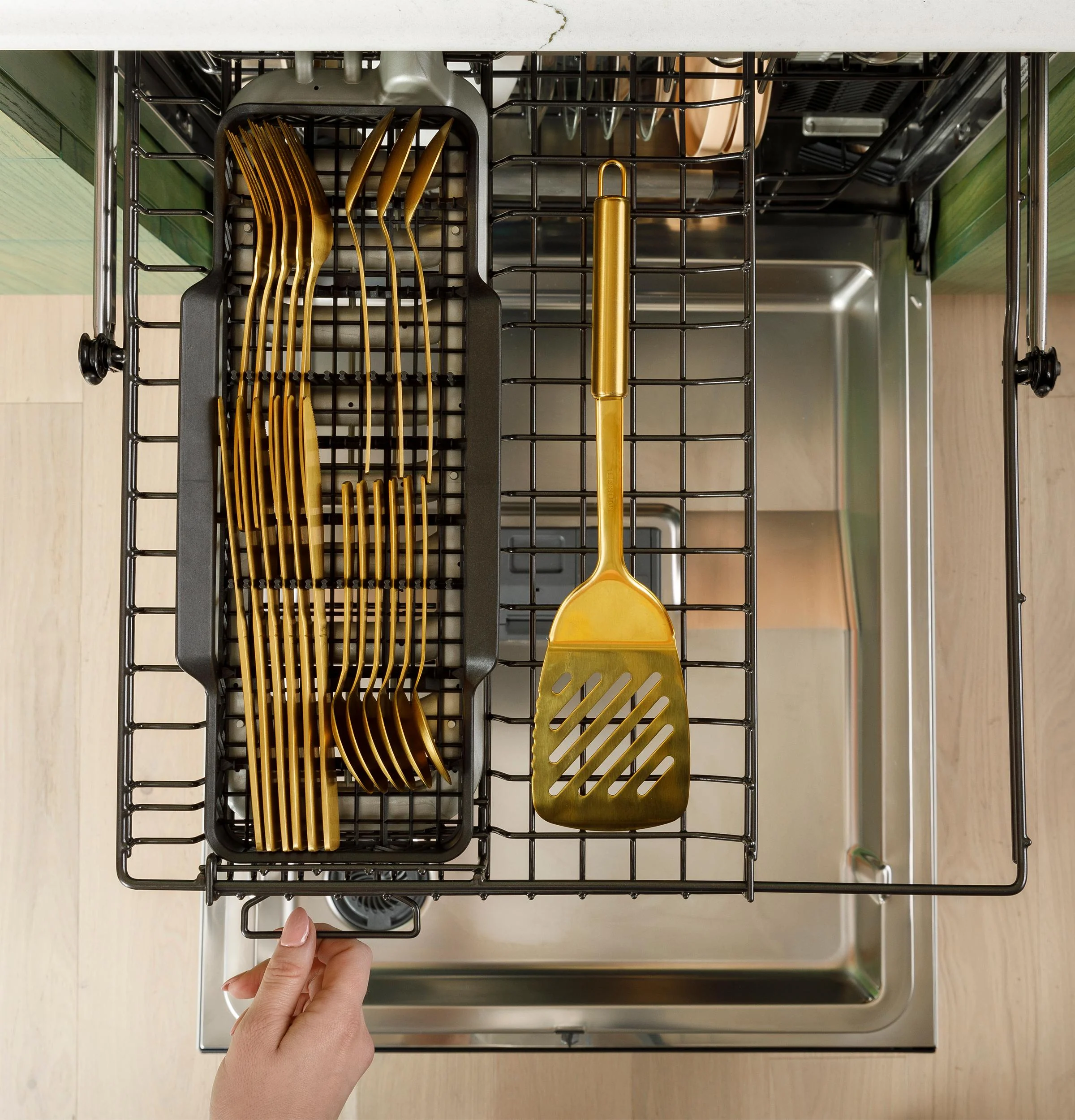 Cafe CDT888P2VS1 CAF(EBACK)™ CustomFit ENERGY STAR Stainless Interior Smart Dishwasher with Ultra Wash Top Rack and Dual Convection Ultra Dry, LED Lights, 39 dBA - Image 27