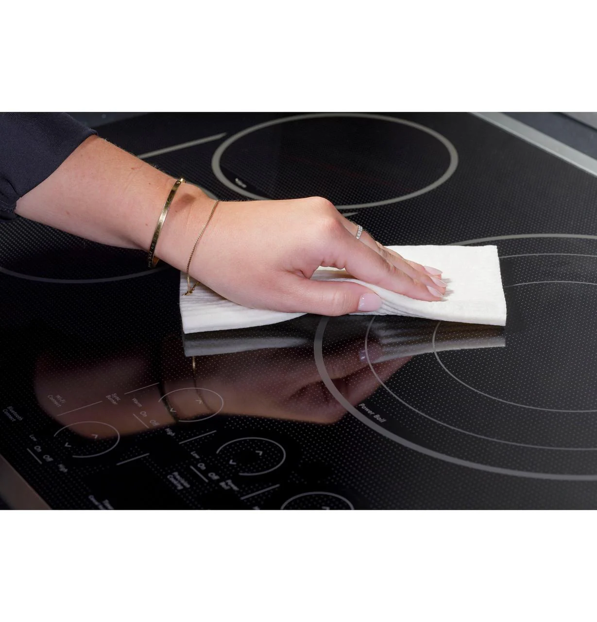 Cafe CEP90301TBB CAF(EBACK)™ 30" Touch-Control Electric Cooktop - Image 7