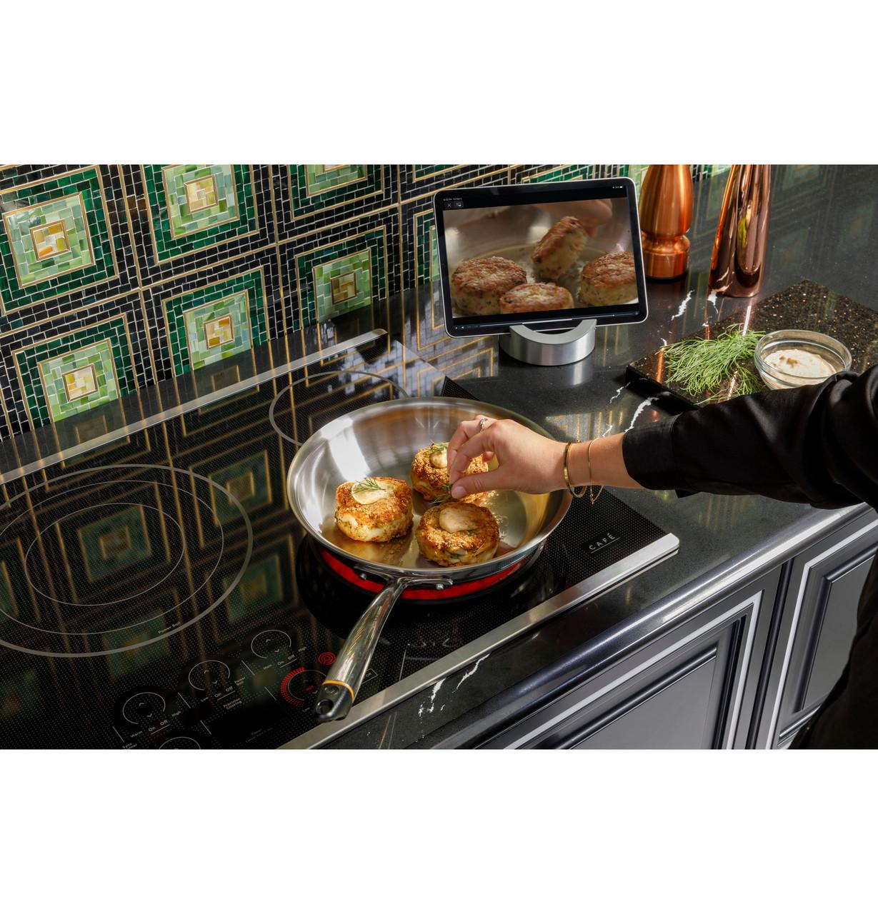 Cafe CEP90301TBB CAF(EBACK)™ 30" Touch-Control Electric Cooktop - Image 9