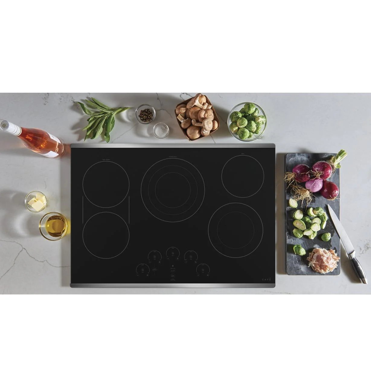 Caf(eback)™ 30" Touch-Control Electric Cooktop - Image 5