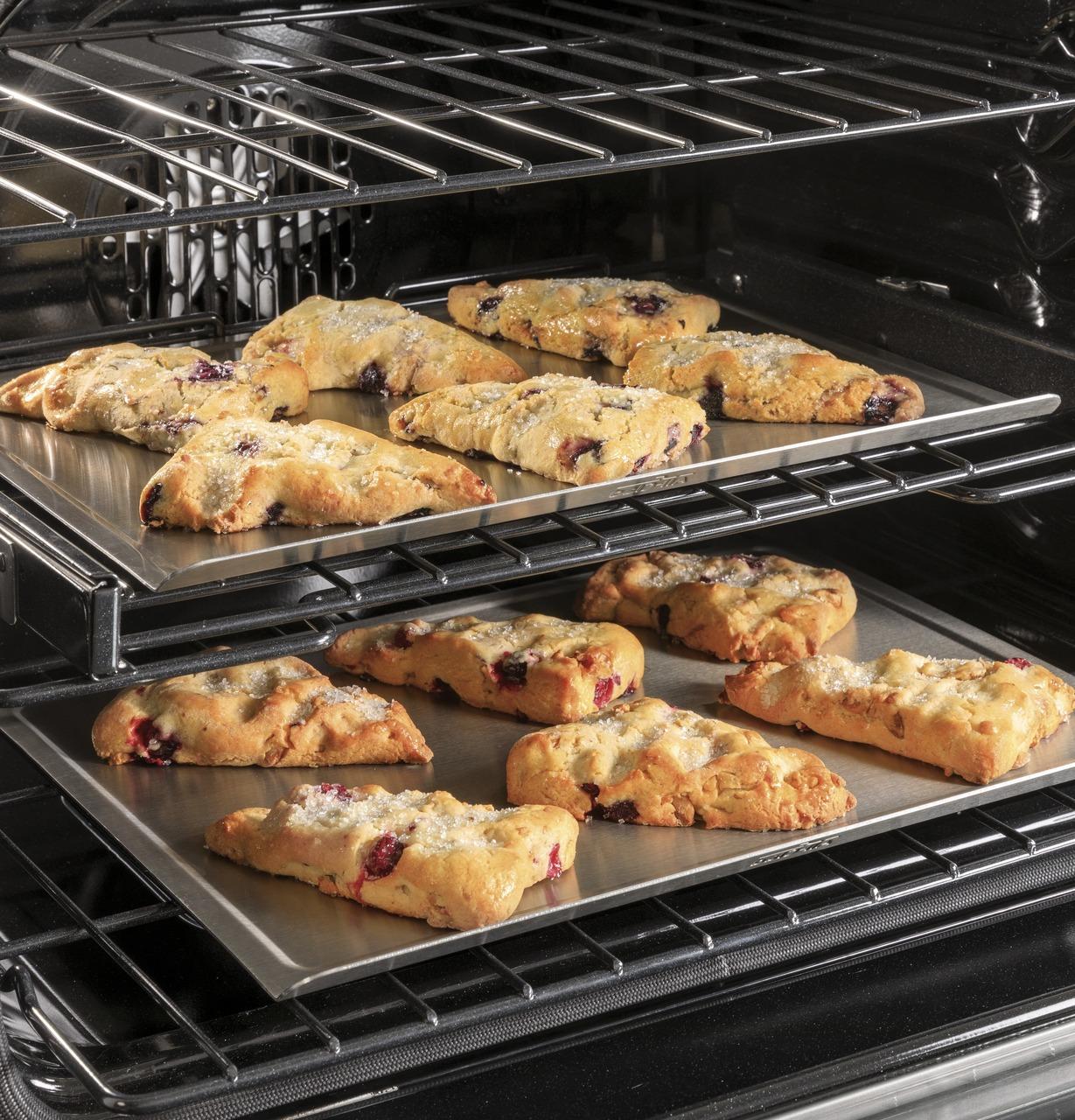 Cafe CGS700M2NS5 CAF(EBACK)™ 30" Smart Slide-In, Front-Control, Gas Range with Convection Oven in Platinum Glass - Image 21
