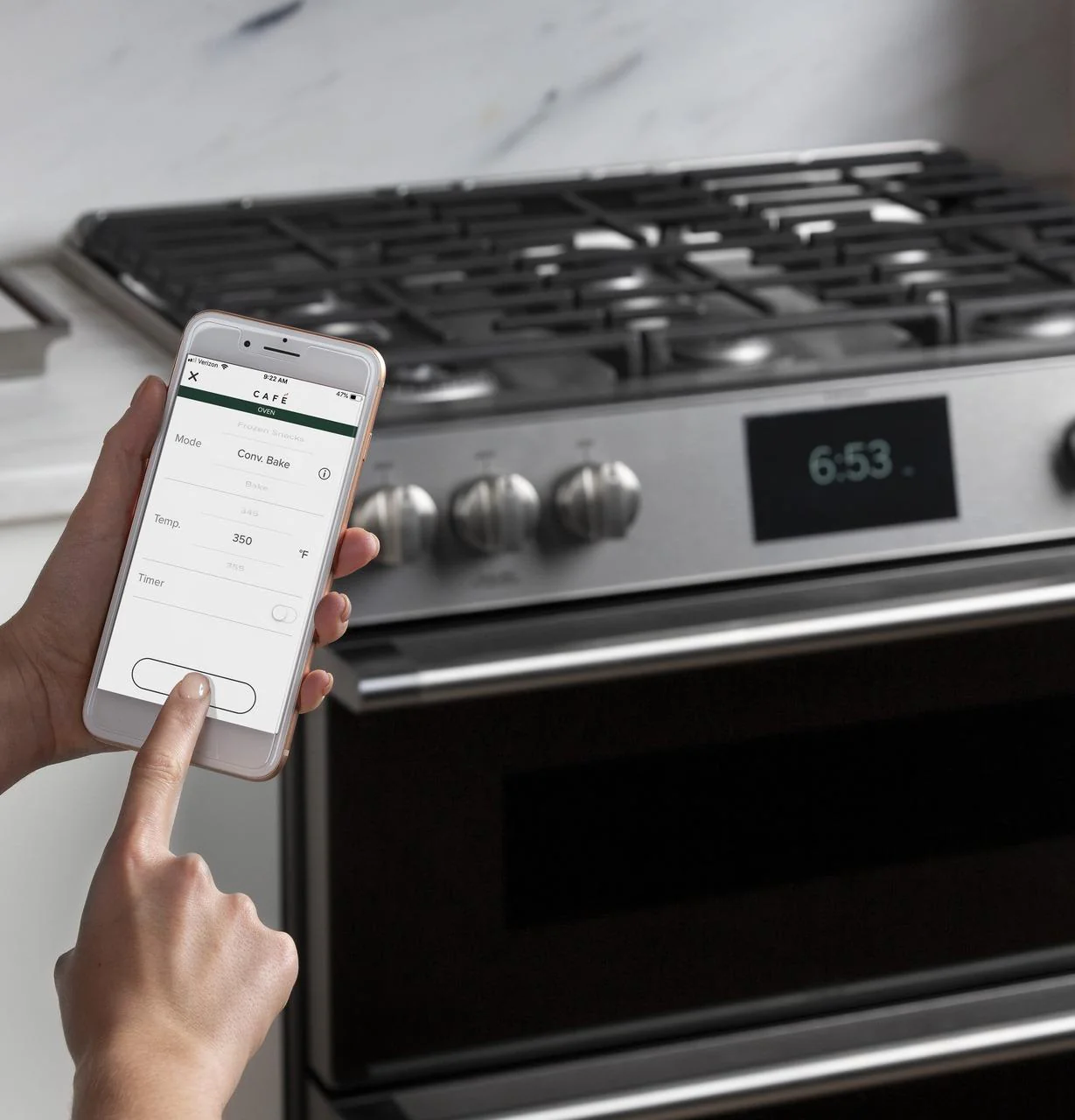 Cafe CGS700M2NS5 CAF(EBACK)™ 30" Smart Slide-In, Front-Control, Gas Range with Convection Oven in Platinum Glass - Image 23