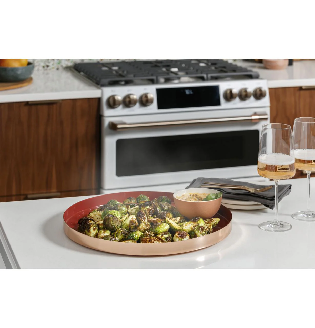 Cafe CGS750P4MW2 CAF(EBACK)™ 30" Smart Slide-In, Front-Control, Gas Double-Oven Range with Convection - Image 48