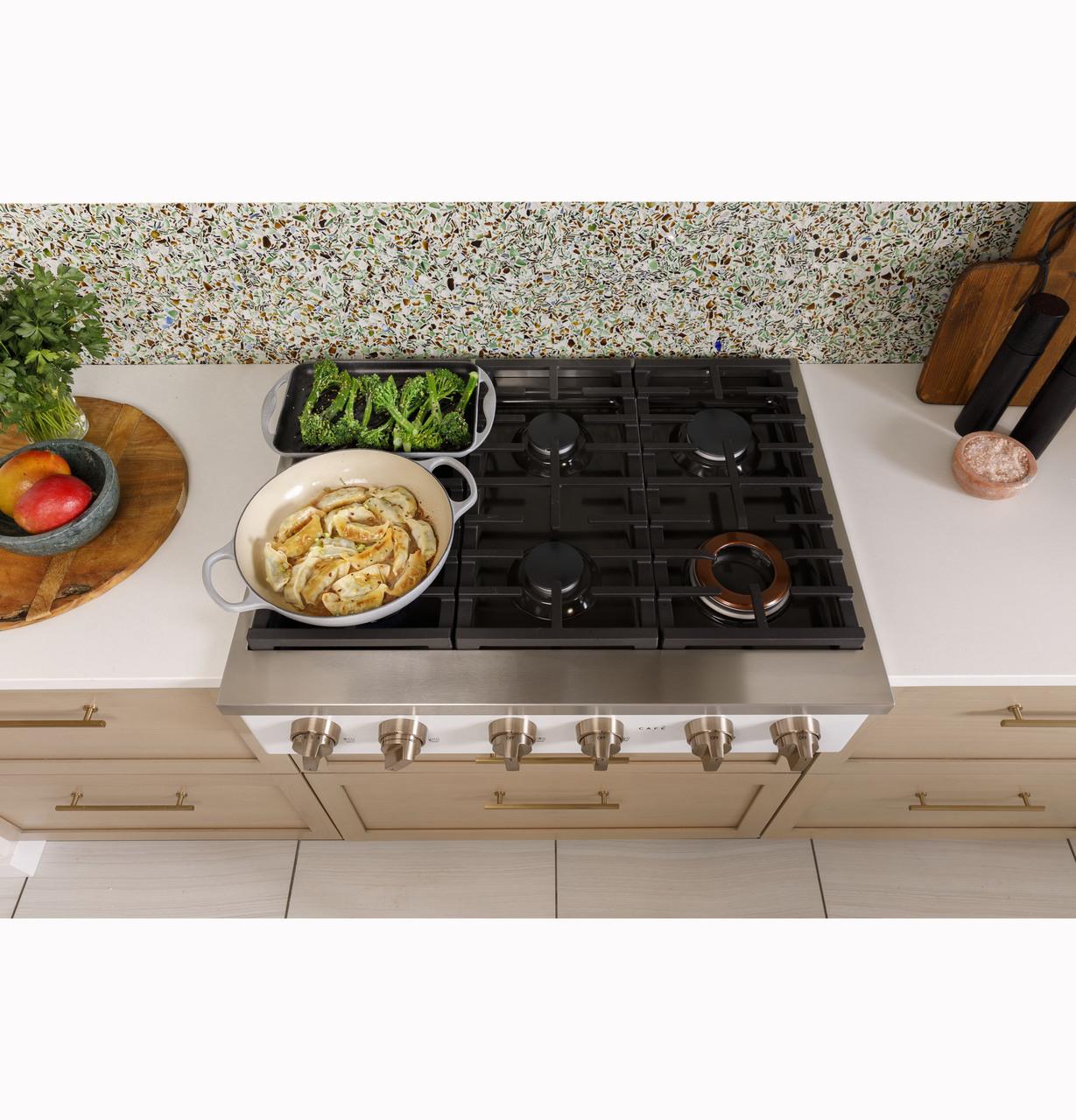 Cafe CGU366P3TD1 CAF(EBACK)™ 36" Commercial-Style Gas Rangetop with 6 Burners (Natural Gas) - Image 10