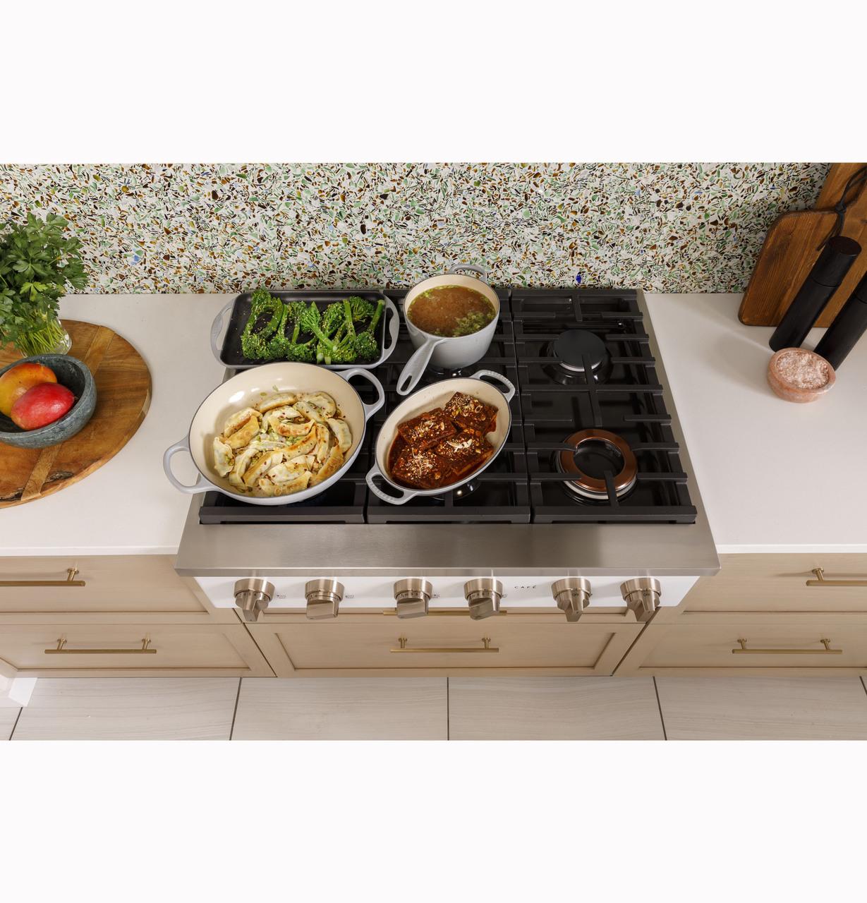 Cafe CGU366P3TD1 CAF(EBACK)™ 36" Commercial-Style Gas Rangetop with 6 Burners (Natural Gas) - Image 12