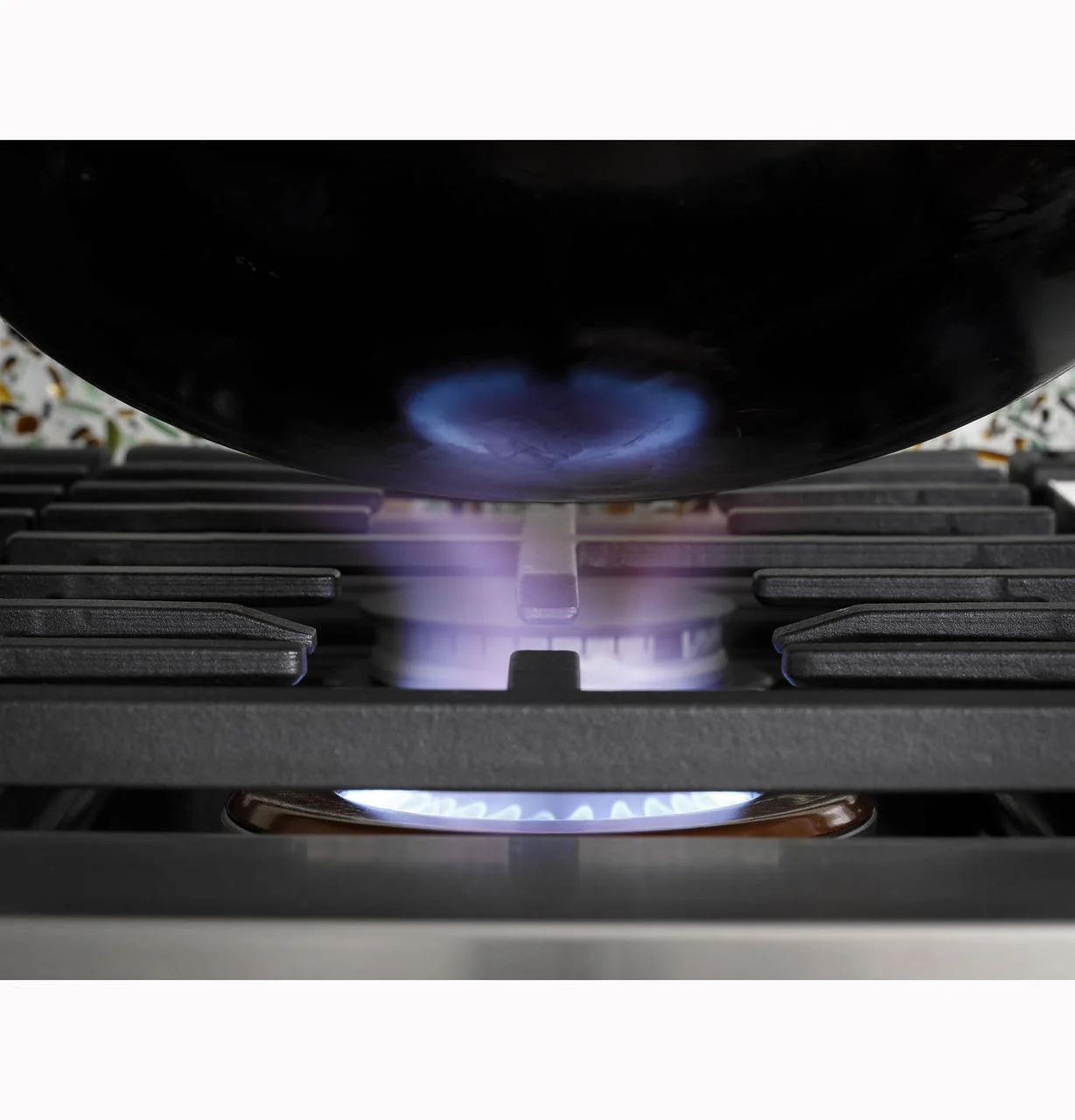 Cafe CGU486P4TW2 CAF(EBACK)™ 48" Commercial-Style Gas Rangetop with 6 Burners and Integrated Griddle (Natural Gas) - Image 18