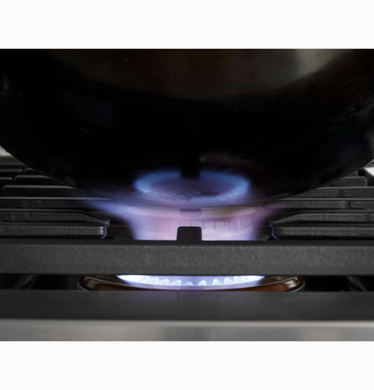 Cafe CGU486P4TW2 CAF(EBACK)™ 48" Commercial-Style Gas Rangetop with 6 Burners and Integrated Griddle (Natural Gas) - Image 19