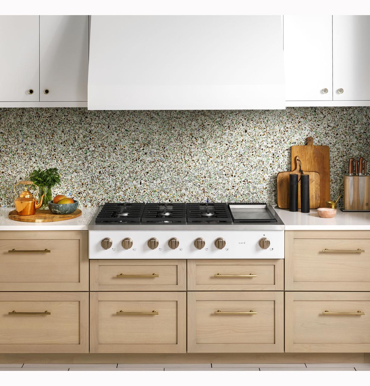 Cafe CGU486P4TW2 CAF(EBACK)™ 48" Commercial-Style Gas Rangetop with 6 Burners and Integrated Griddle (Natural Gas) - Image 27